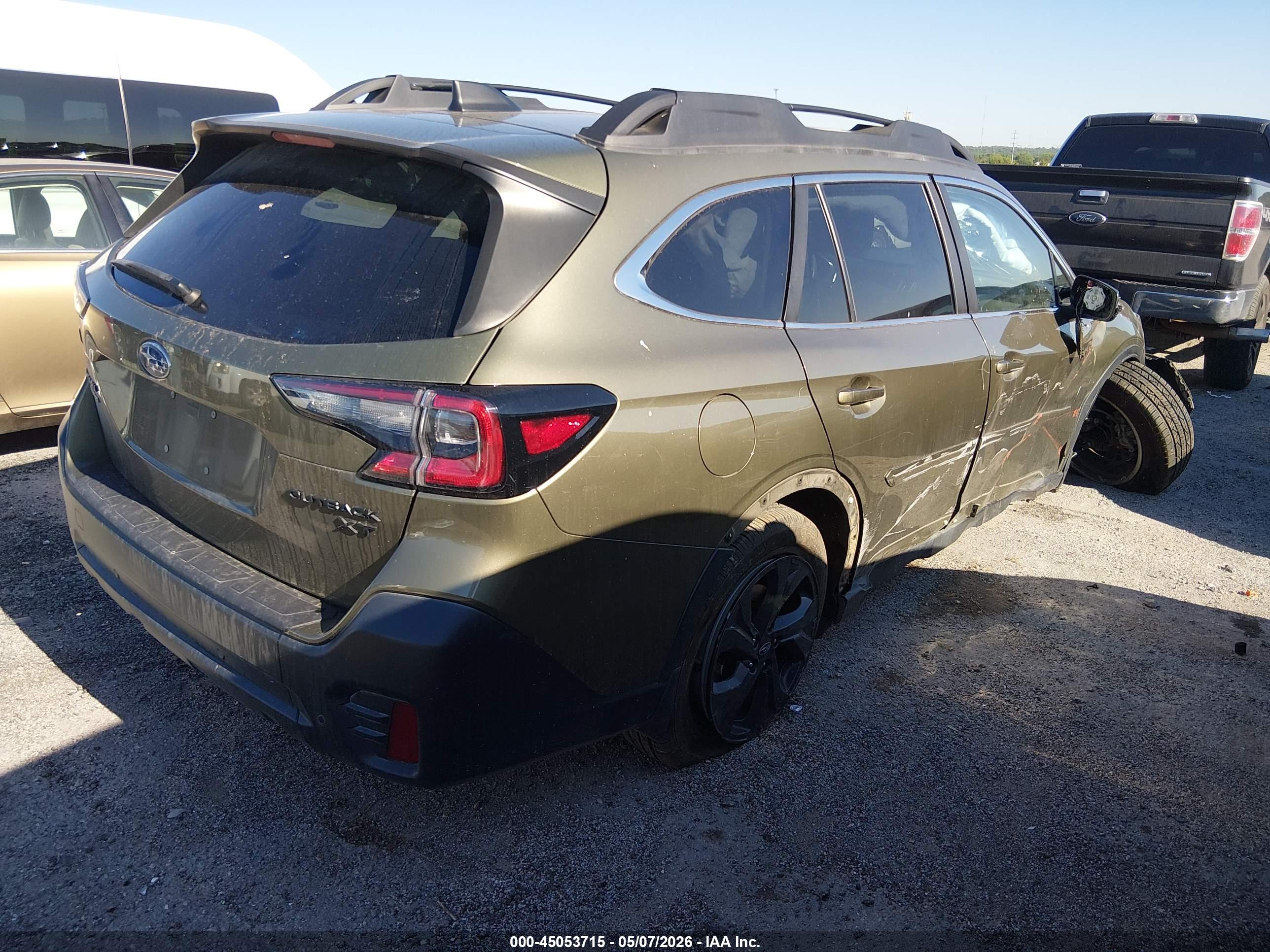 SUBARU OUTBACK image 4