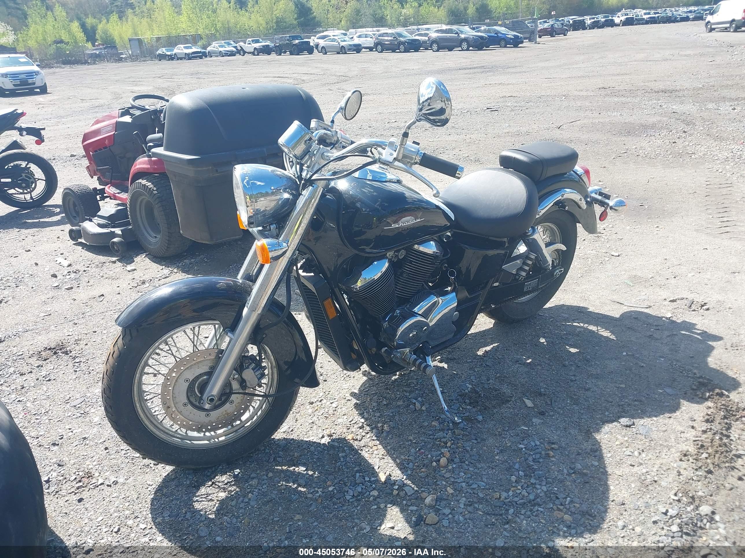 HONDA VT750 image 2