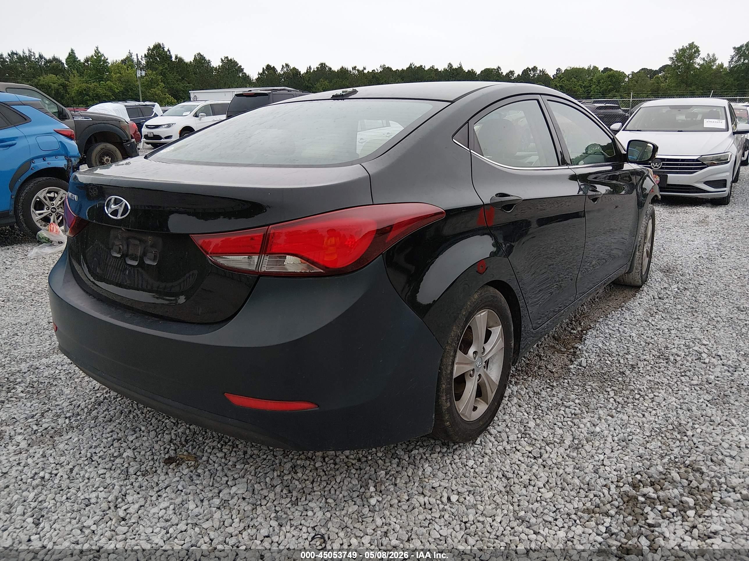HYUNDAI ELANTRA image 4