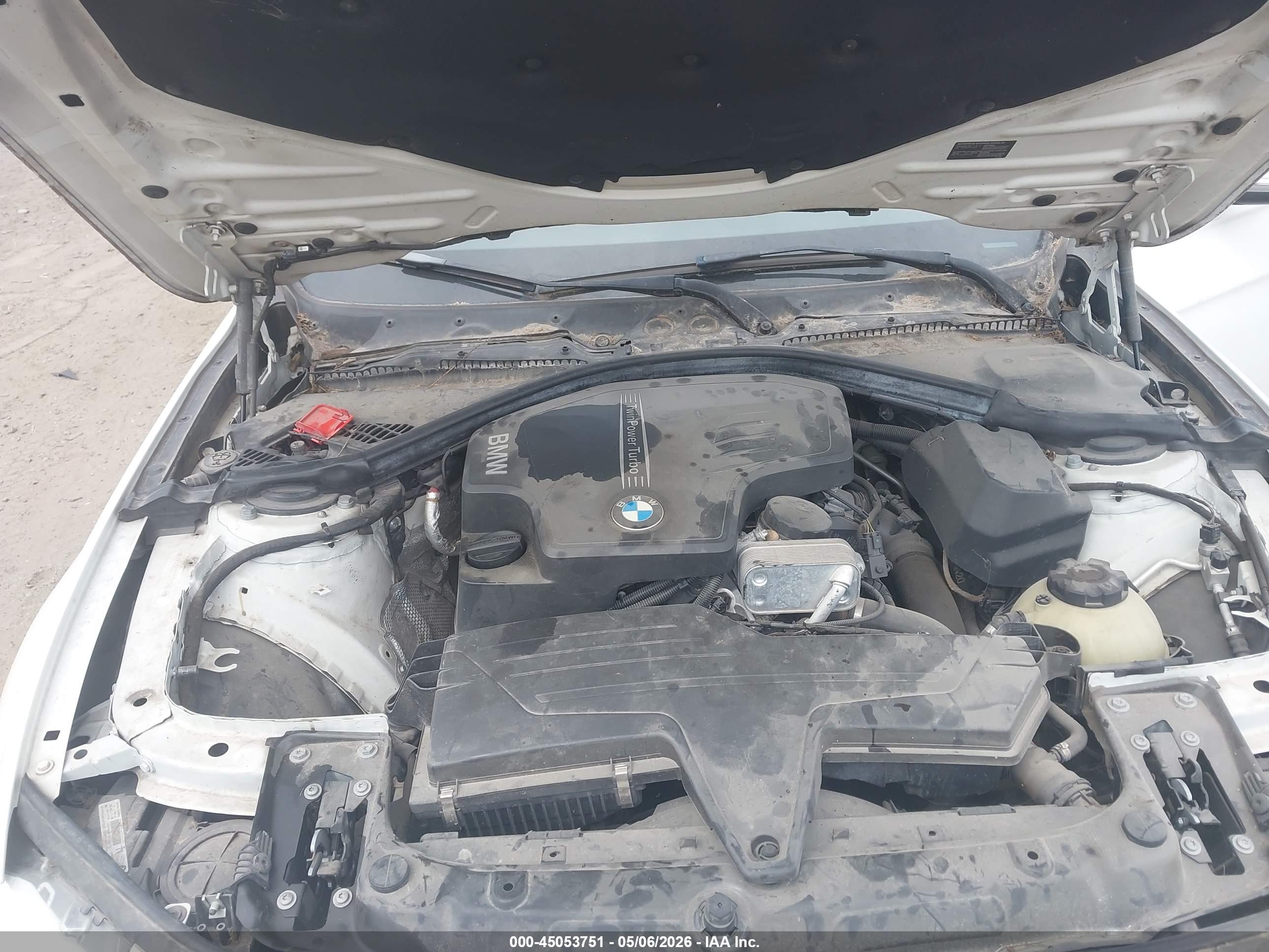BMW 320I image 10