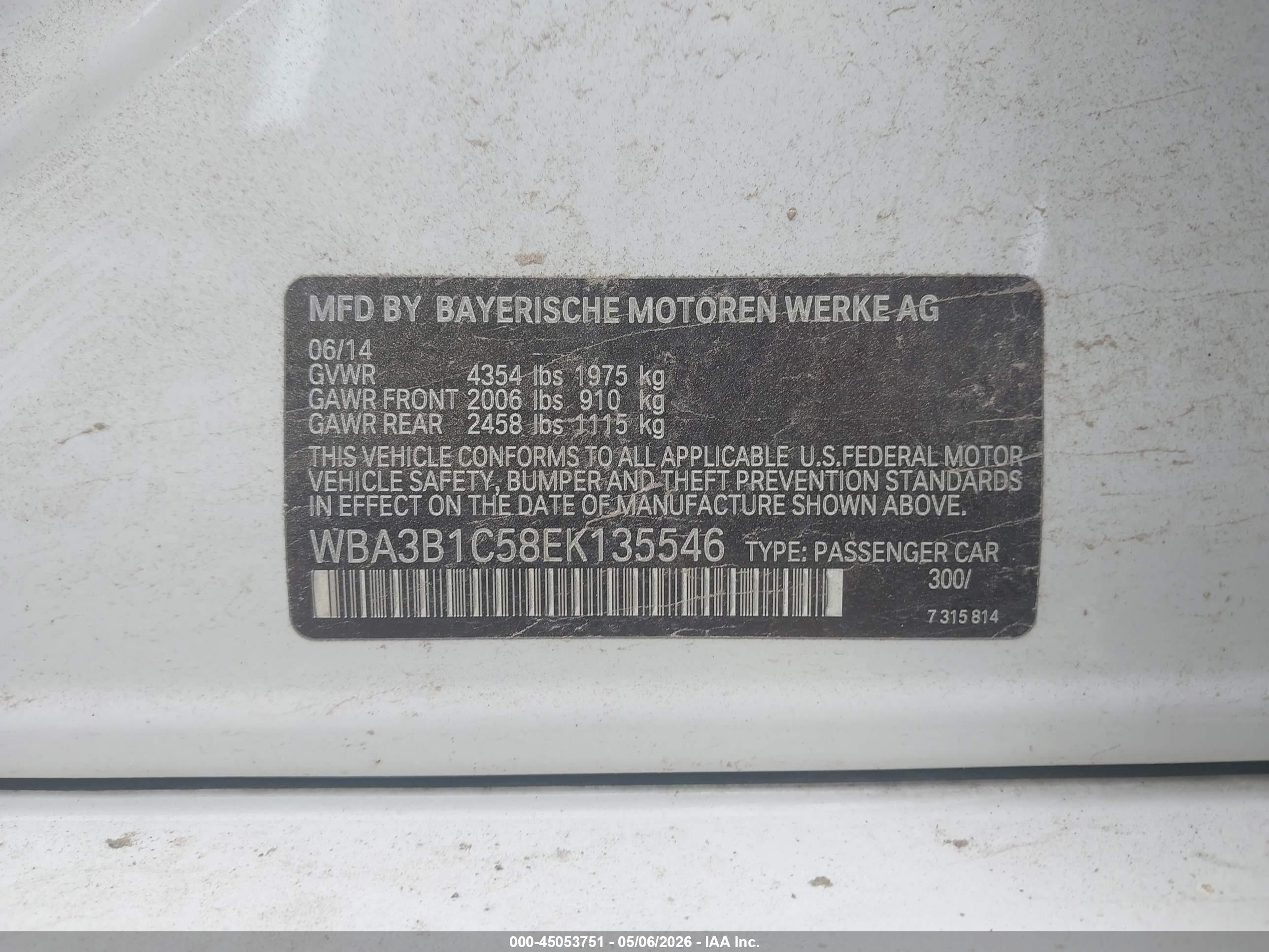 BMW 320I image 9