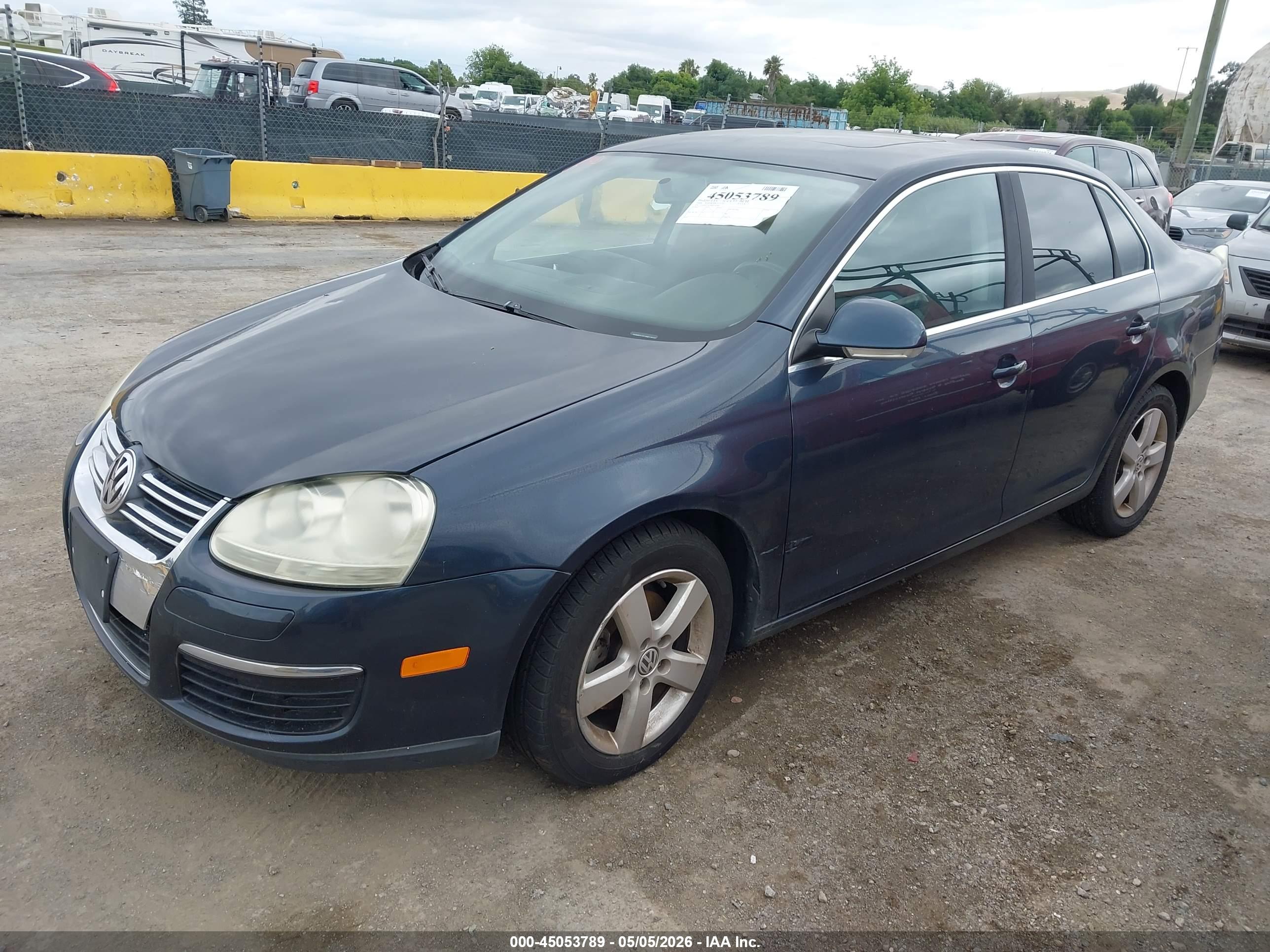 VOLKSWAGEN JETTA image 2