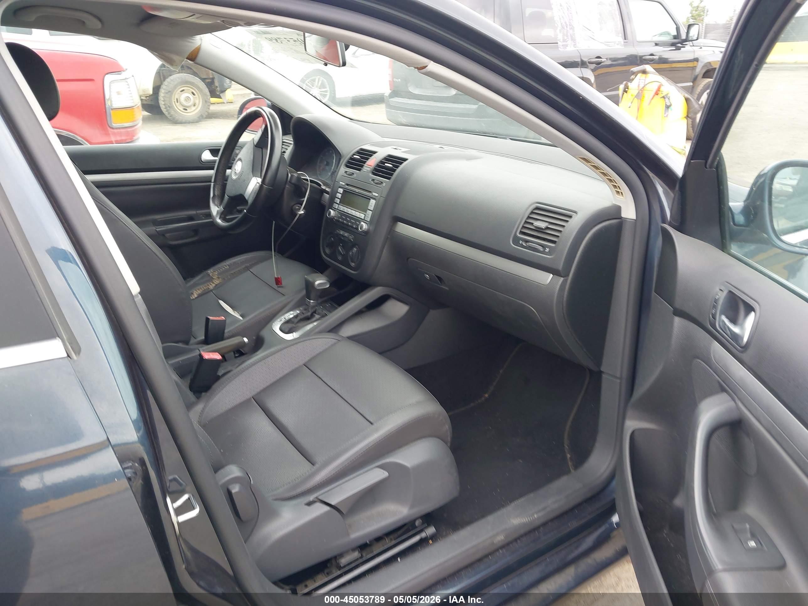 VOLKSWAGEN JETTA image 5