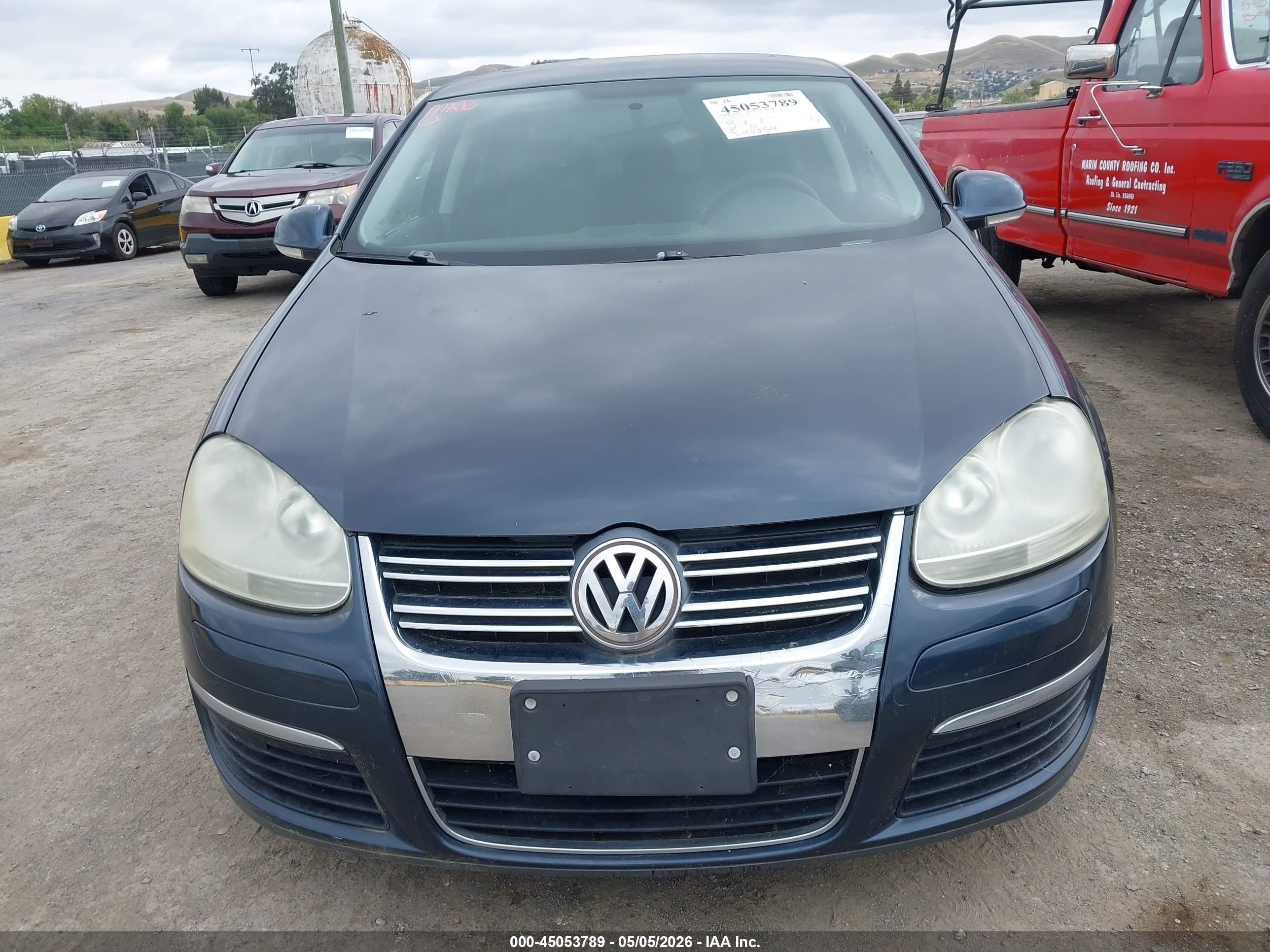 VOLKSWAGEN JETTA image 6
