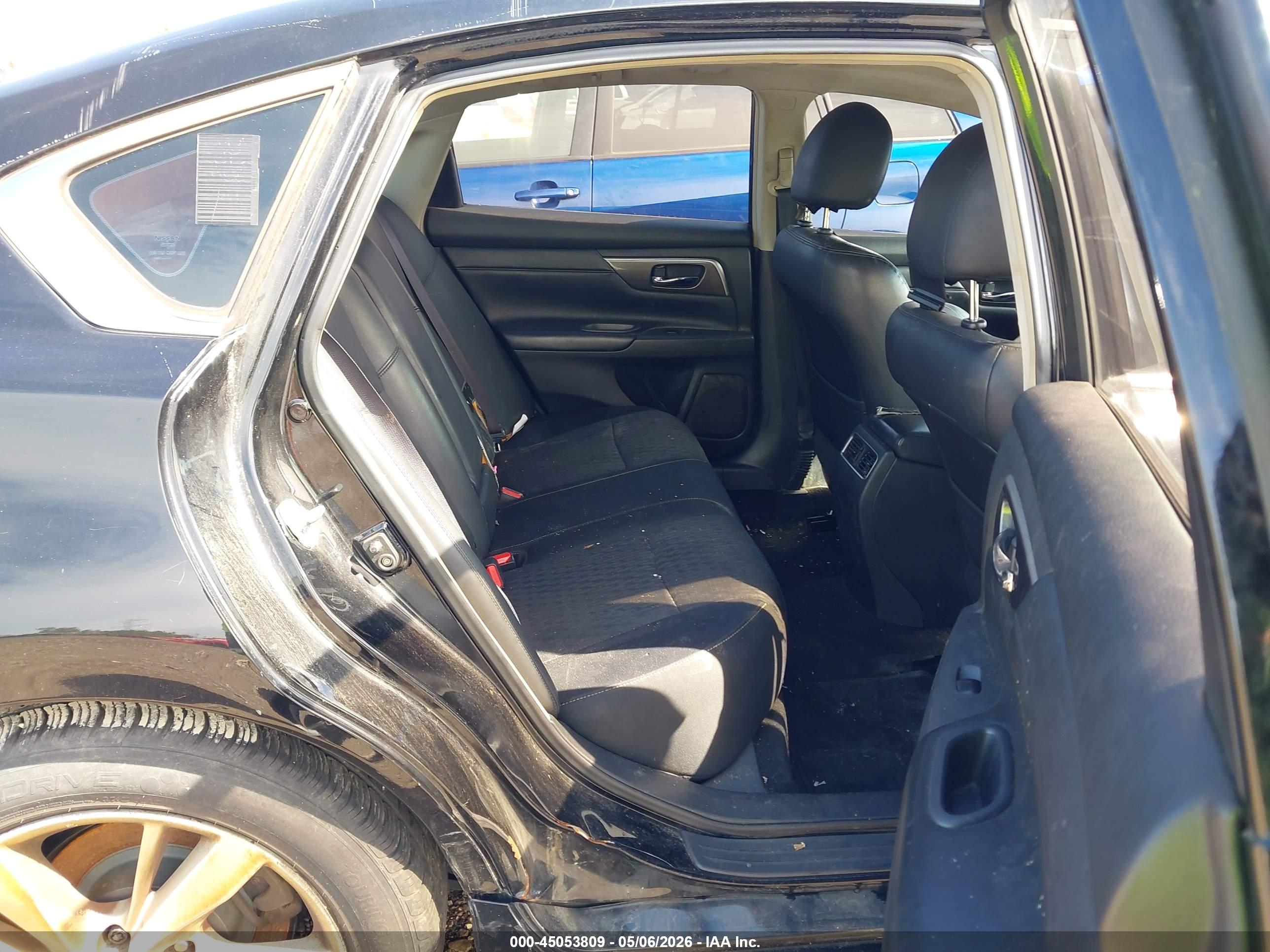 NISSAN ALTIMA image 8