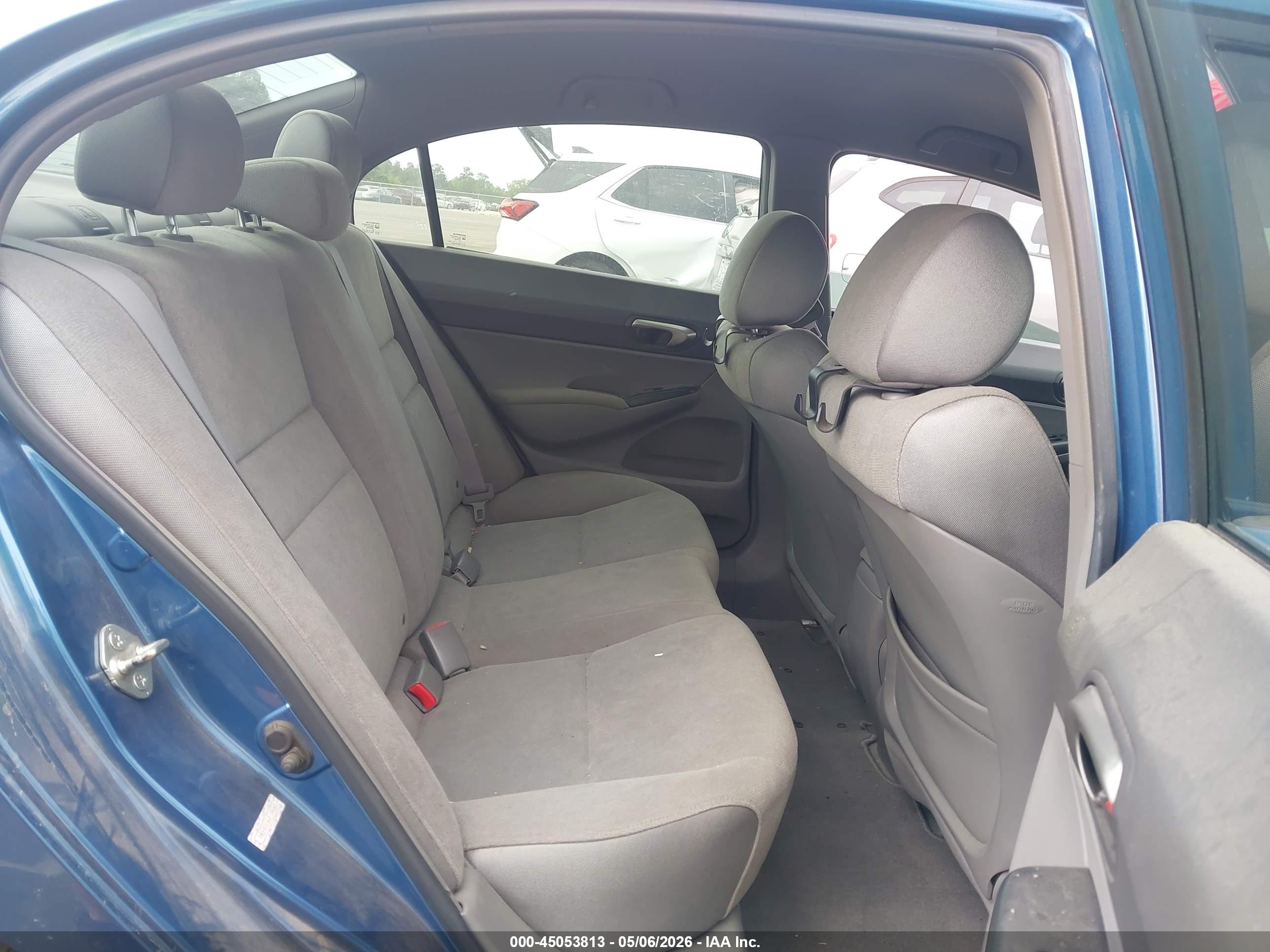 HONDA CIVIC image 8