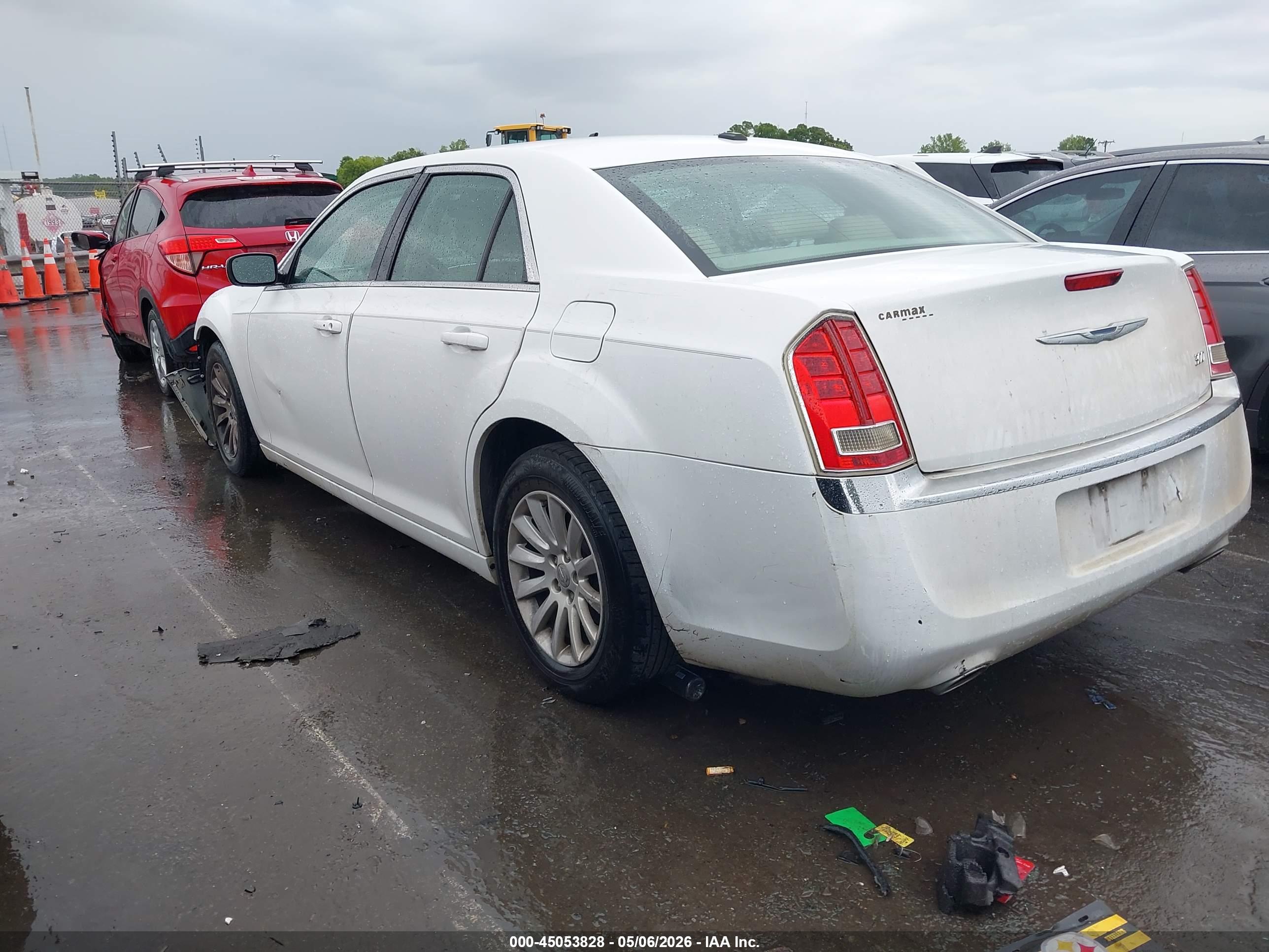 CHRYSLER 300 image 3