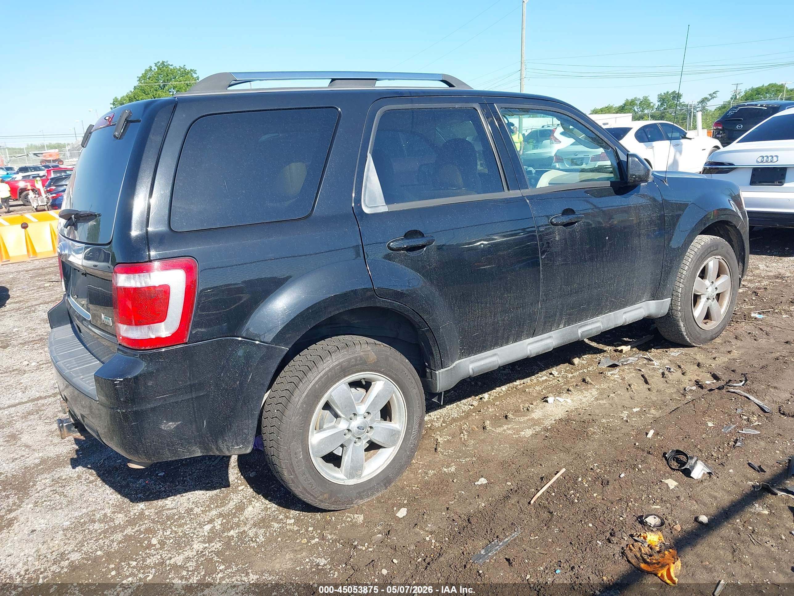 FORD ESCAPE image 4