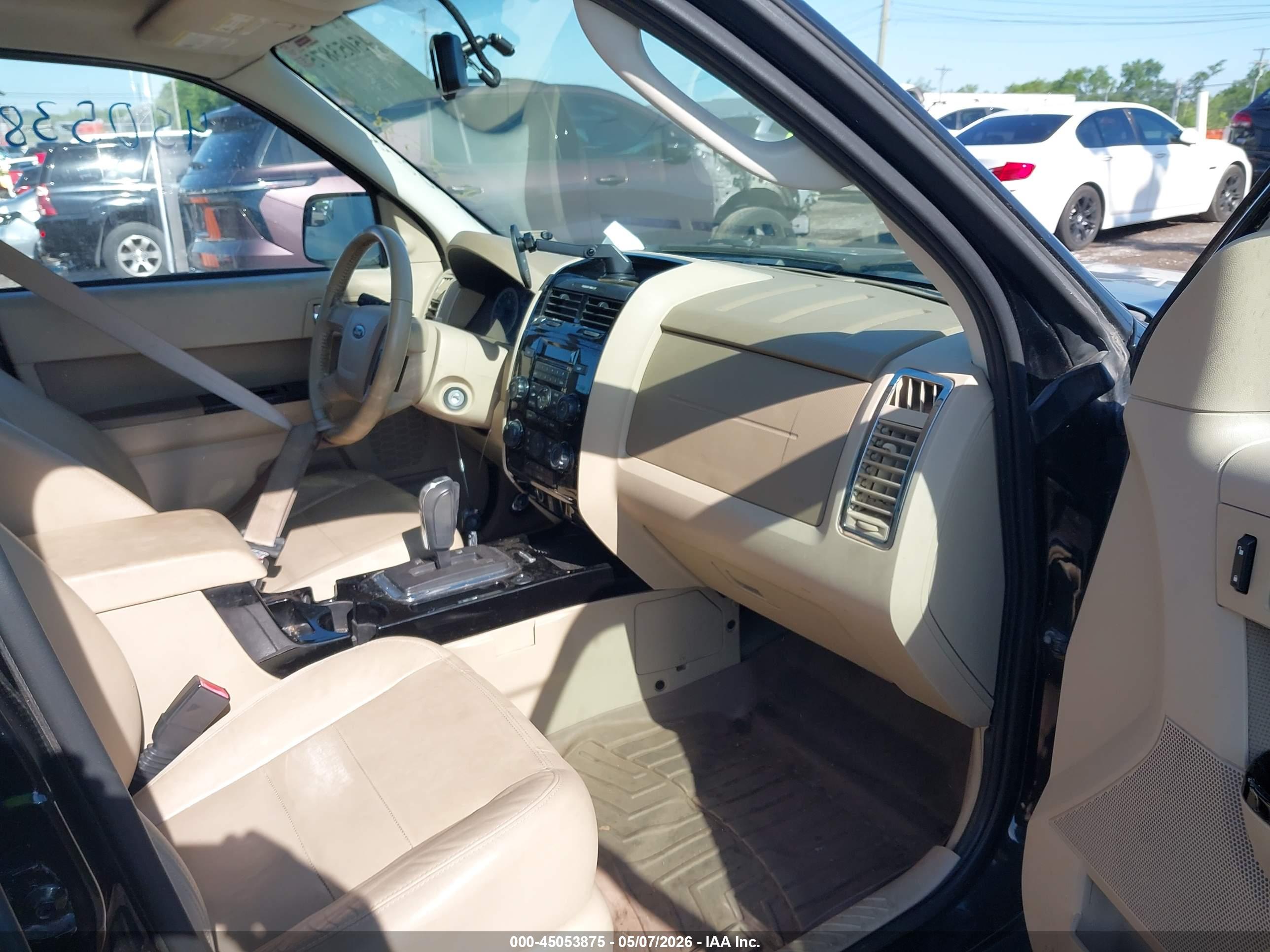 FORD ESCAPE image 5