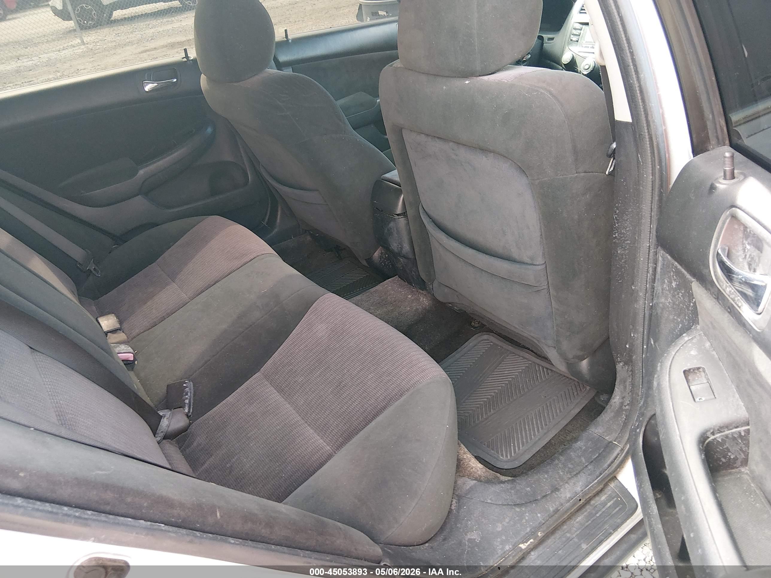 HONDA ACCORD image 8