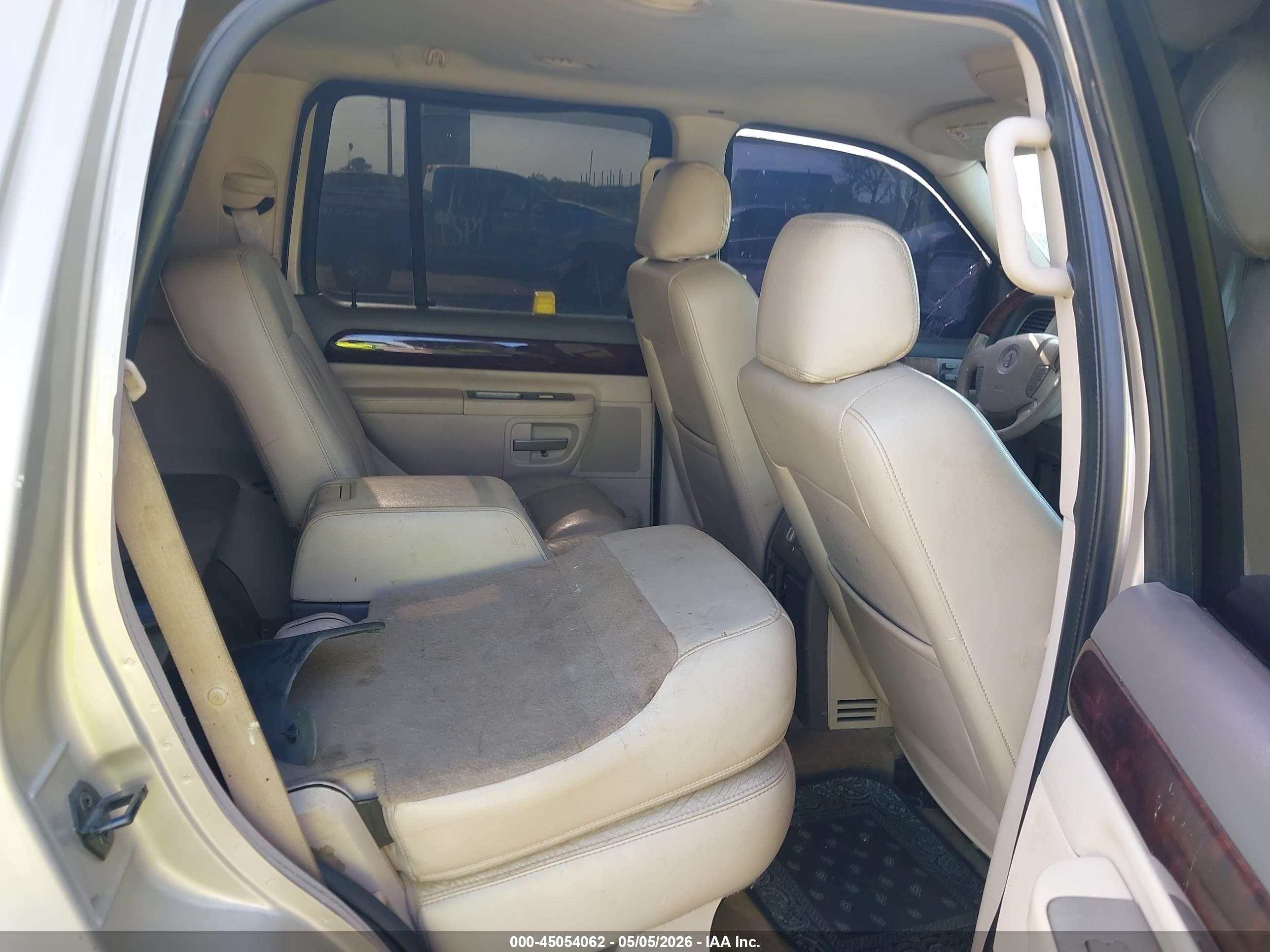 LINCOLN AVIATOR image 8