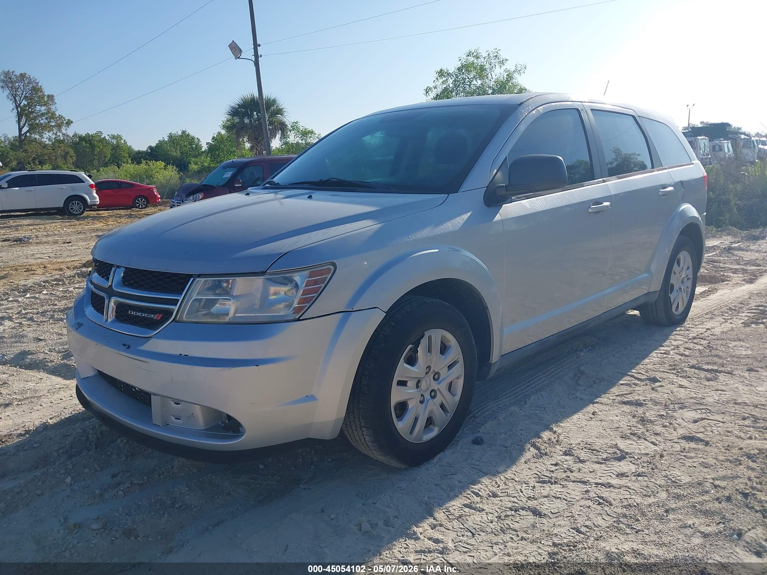 DODGE JOURNEY image 2
