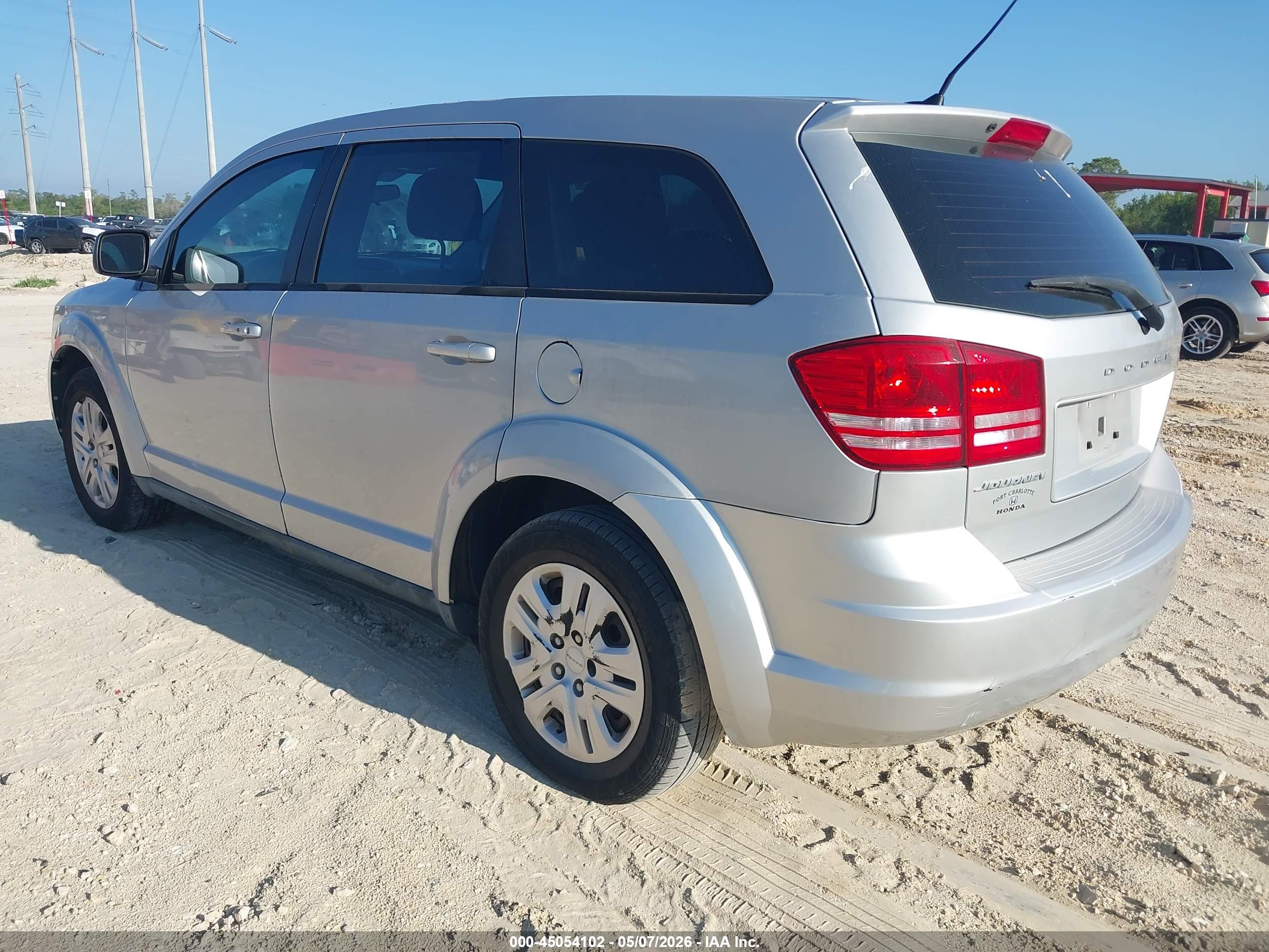 DODGE JOURNEY image 3