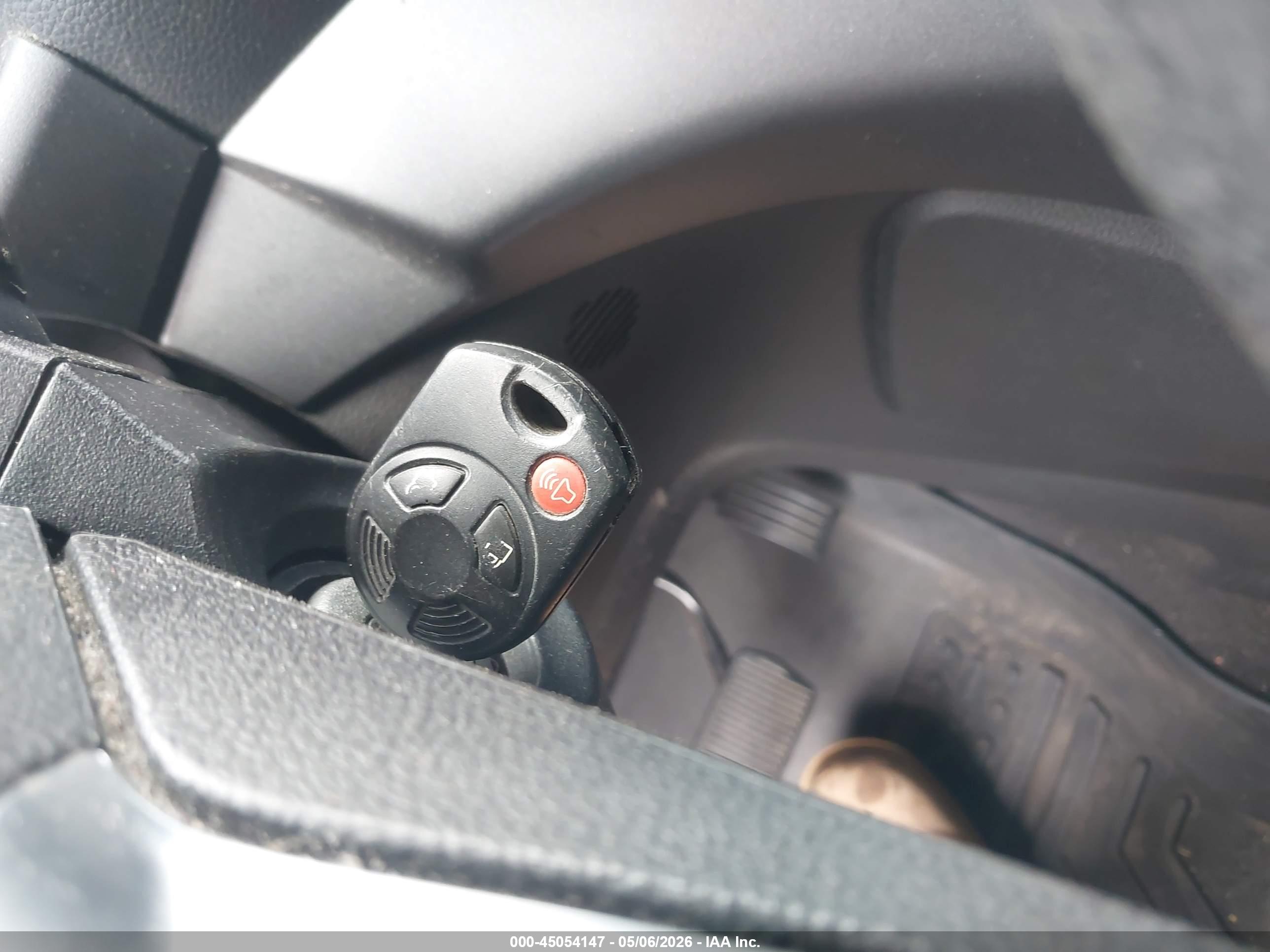 FORD ESCAPE image 11