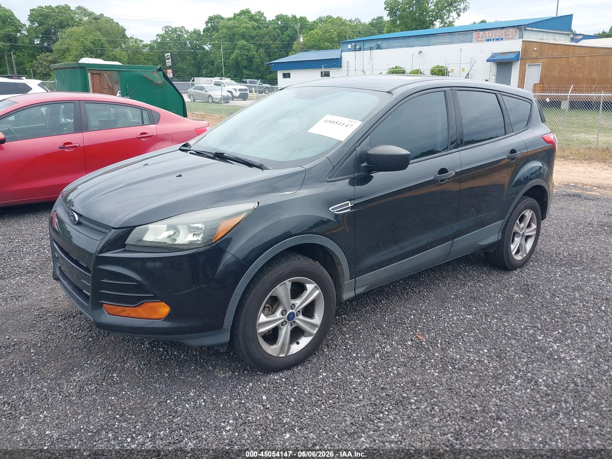 FORD ESCAPE image 2