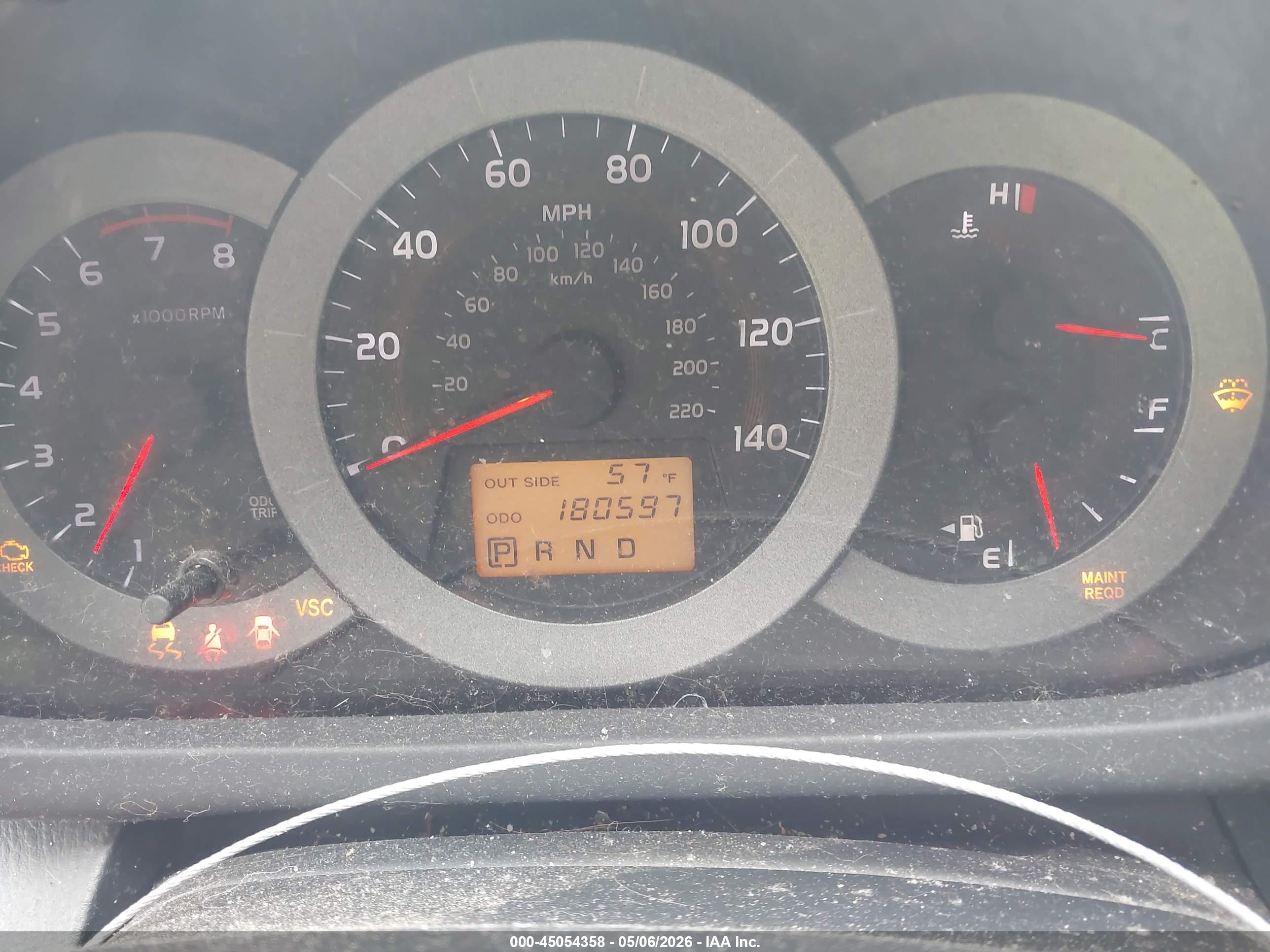 TOYOTA RAV4 image 7