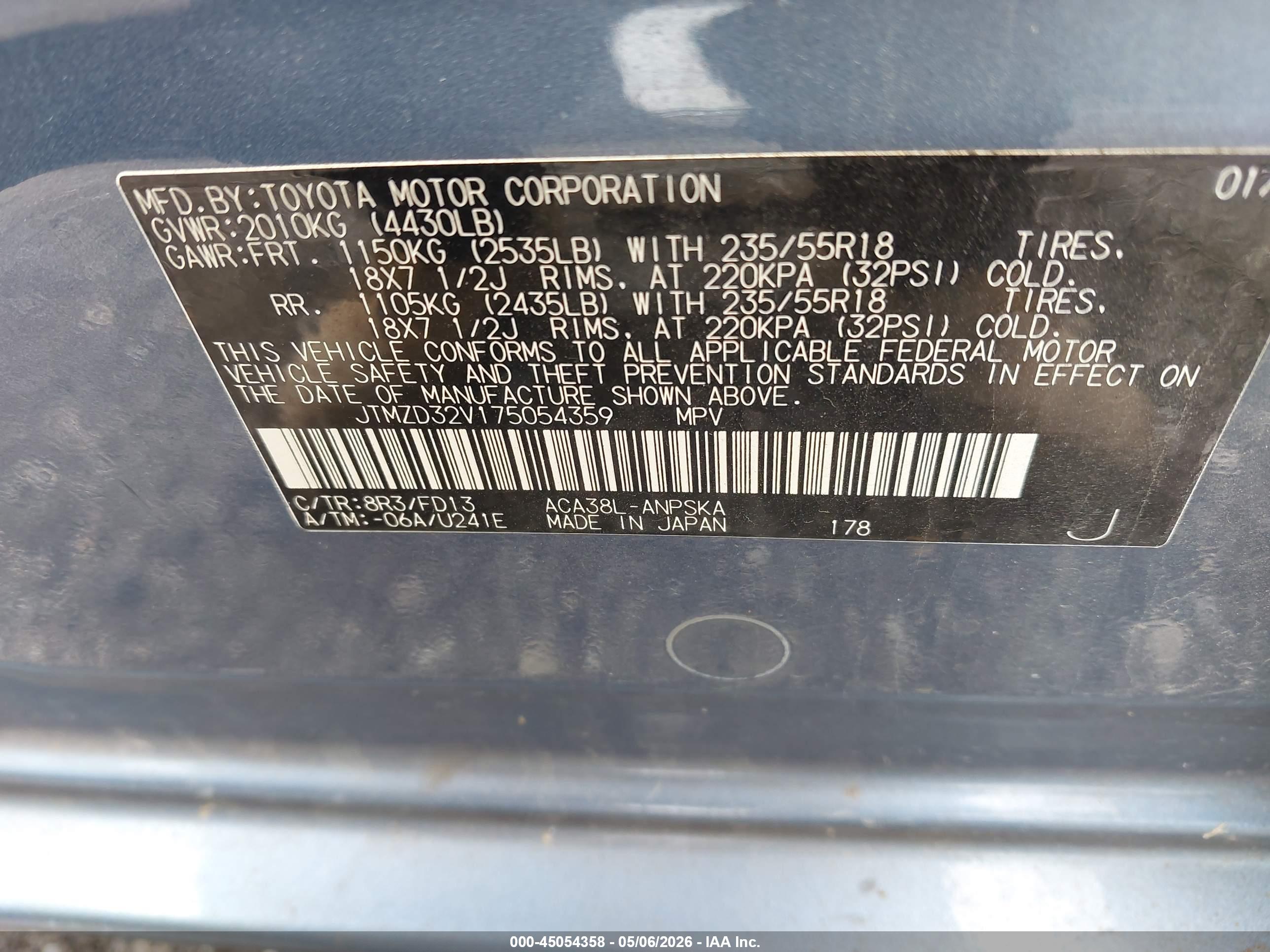 TOYOTA RAV4 image 9