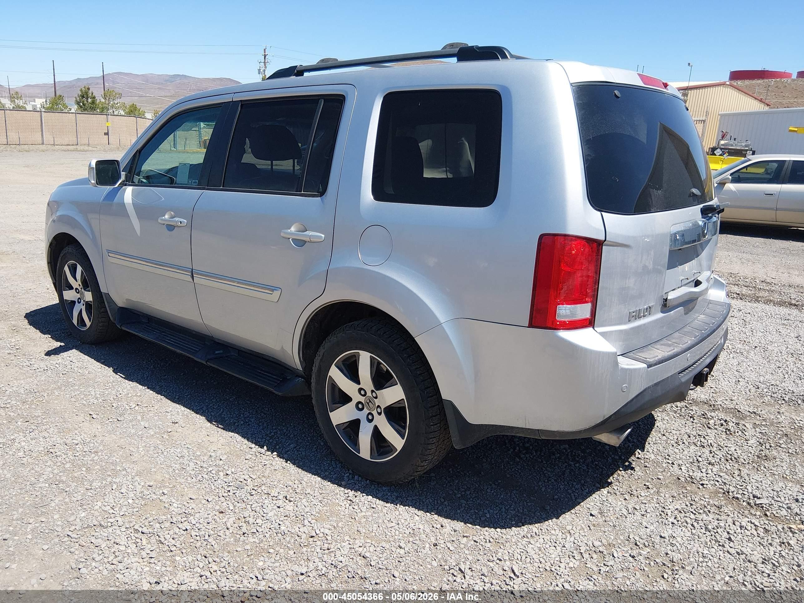 HONDA PILOT image 3