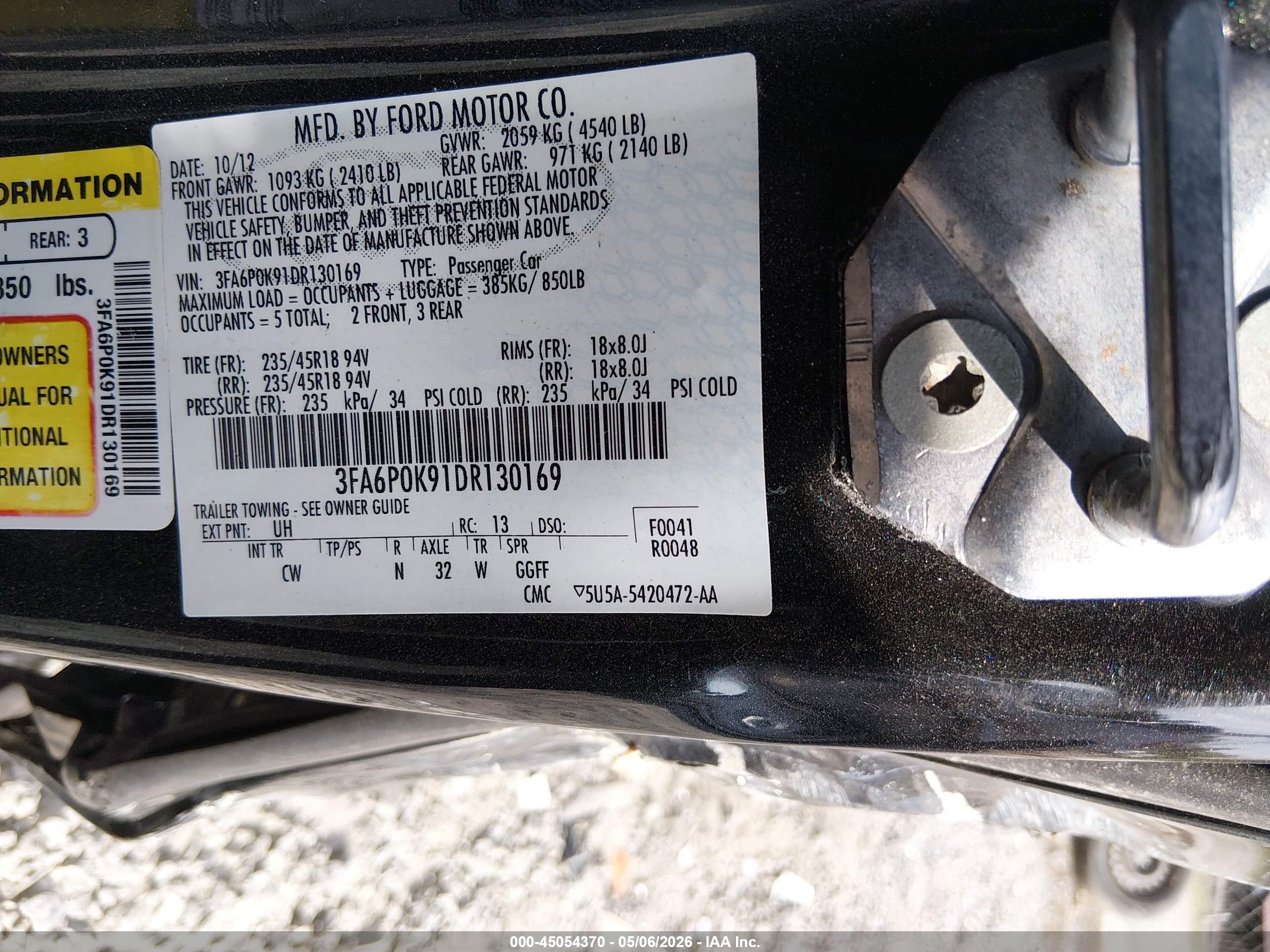 FORD FUSION image 9