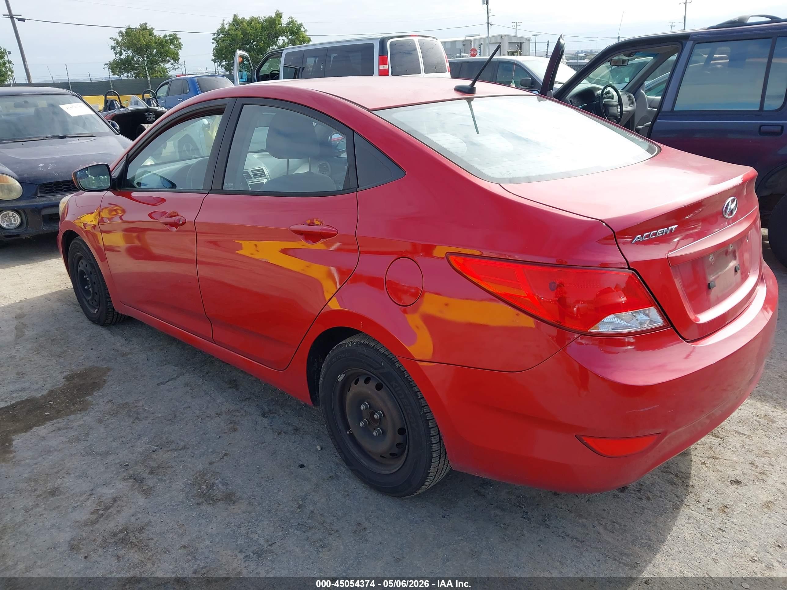 HYUNDAI ACCENT image 3