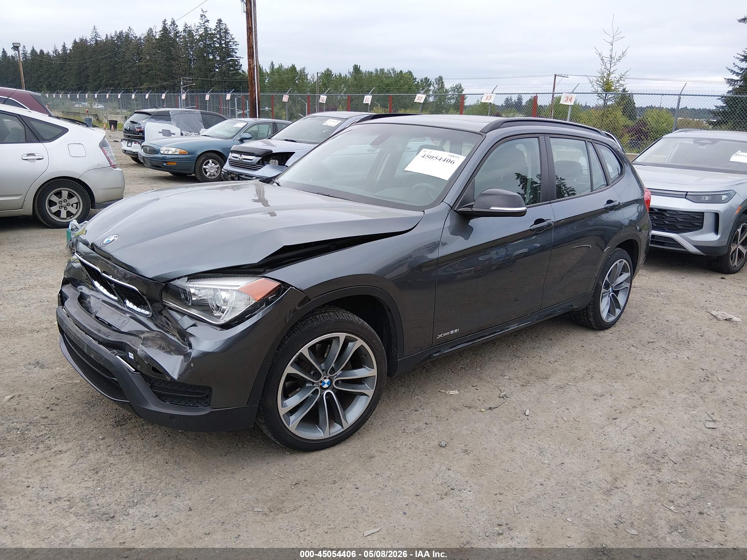 BMW X1 image 2