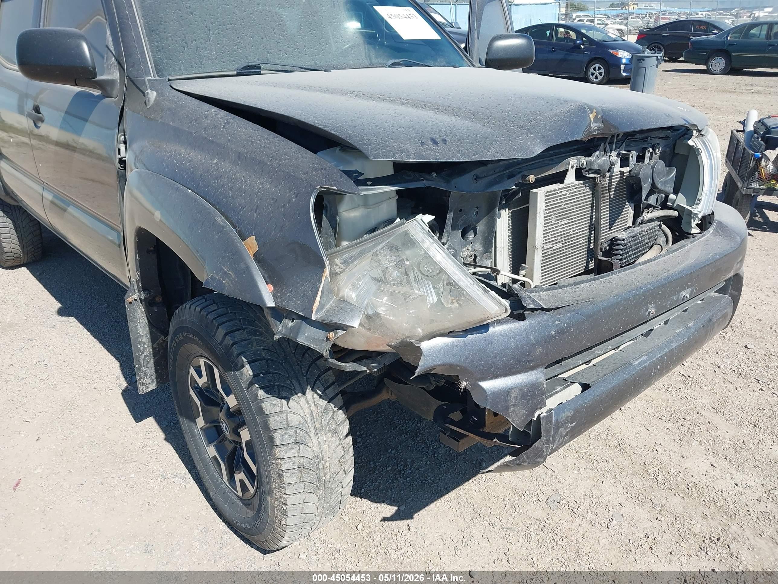 TOYOTA TACOMA image 6