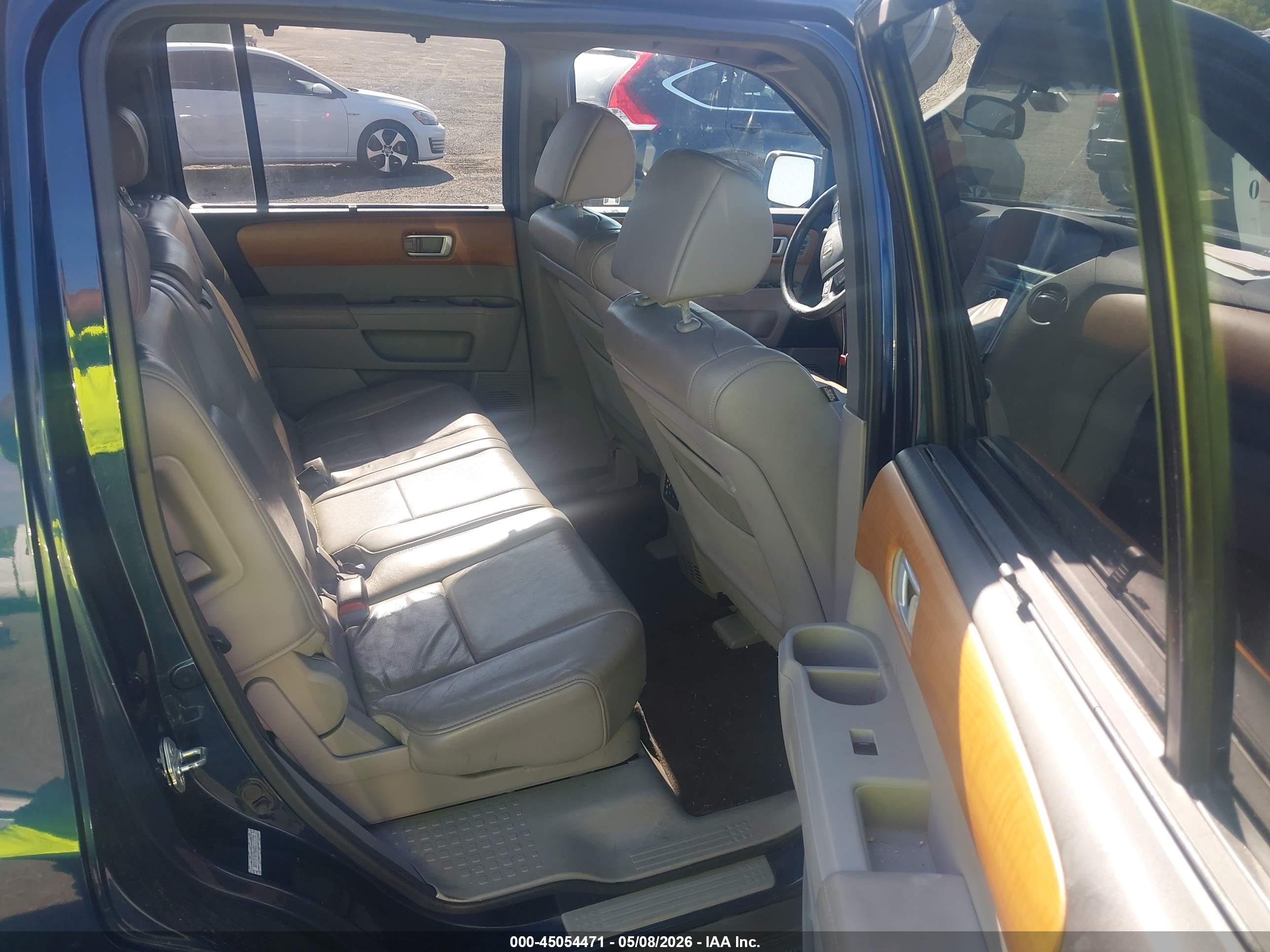 HONDA PILOT image 8