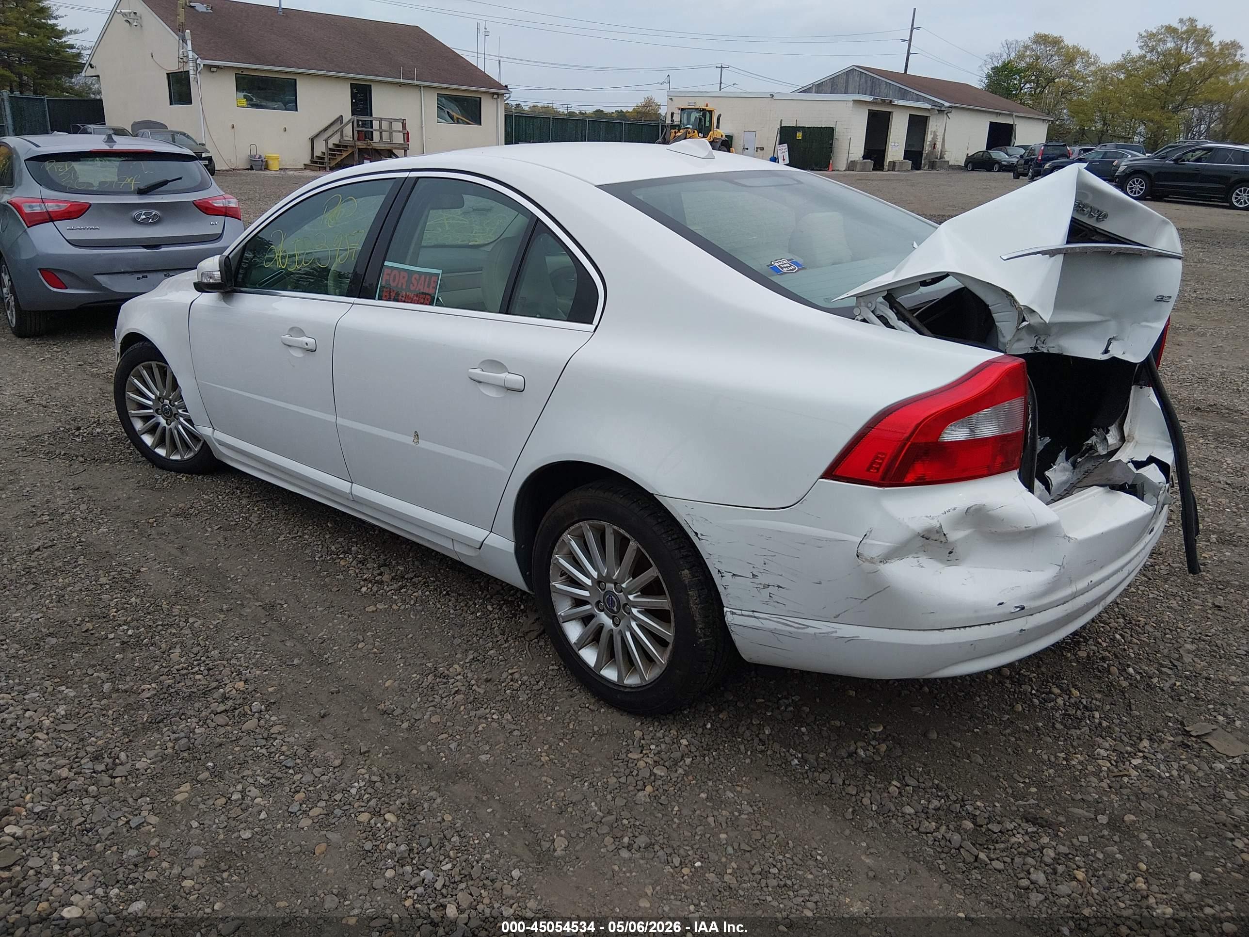 VOLVO S80 image 3