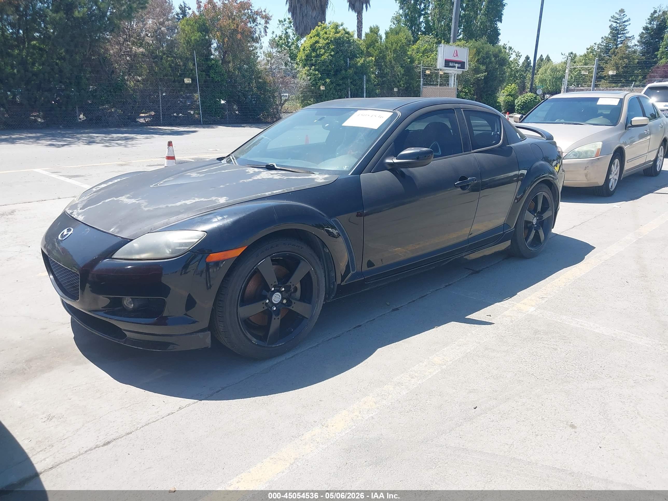 MAZDA RX-8 image 2