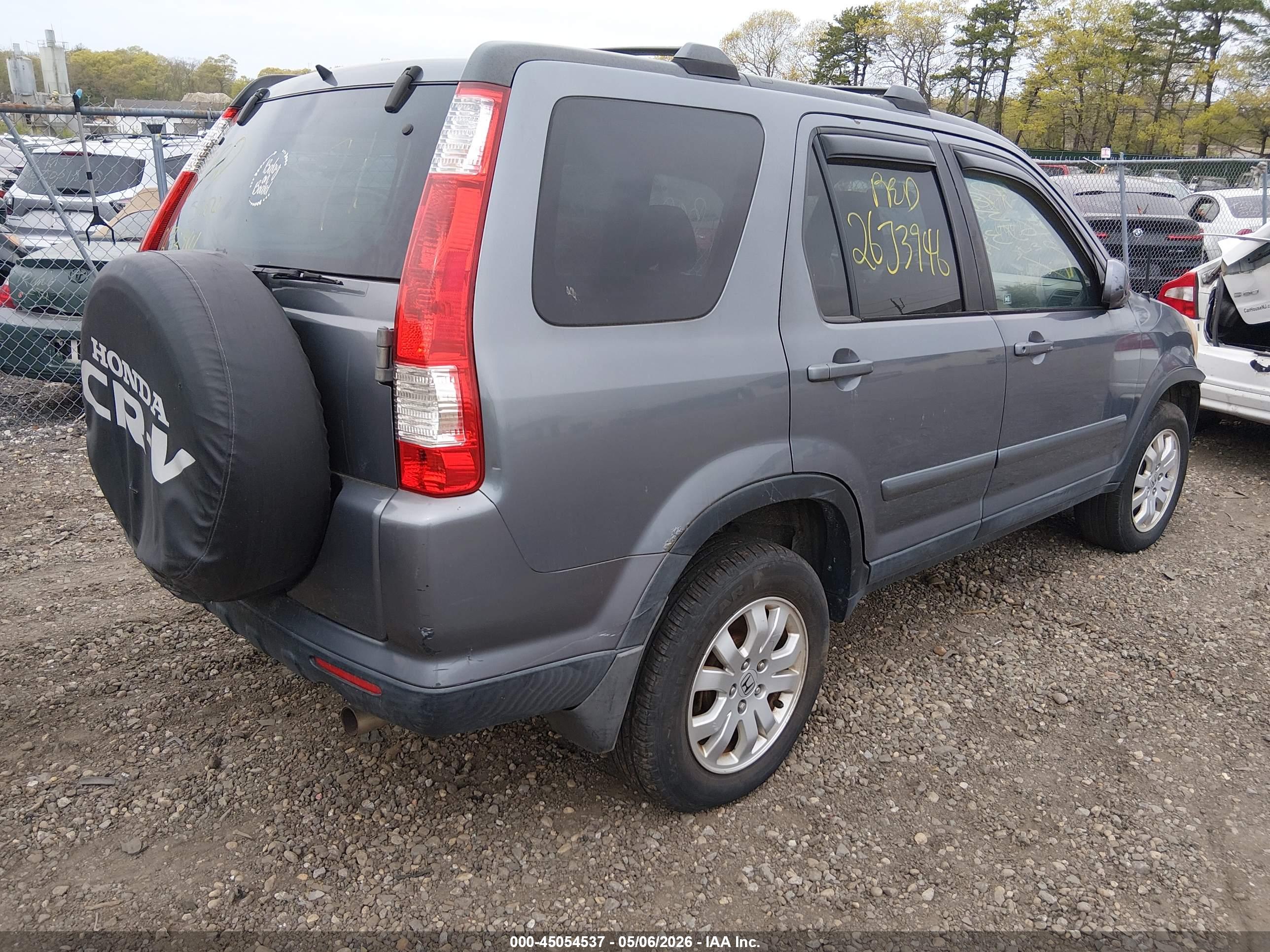 HONDA CR-V image 4