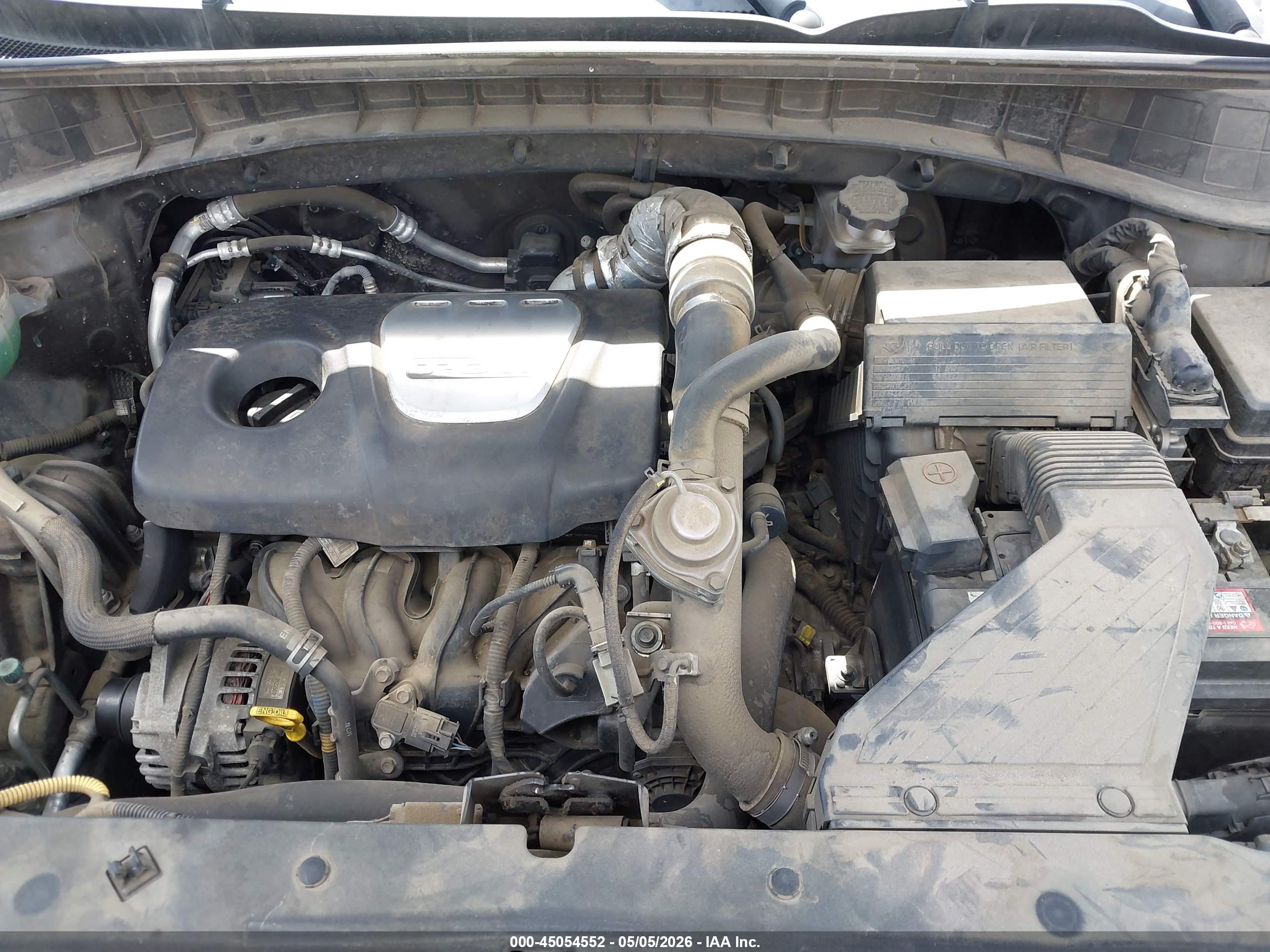 HYUNDAI TUCSON image 10