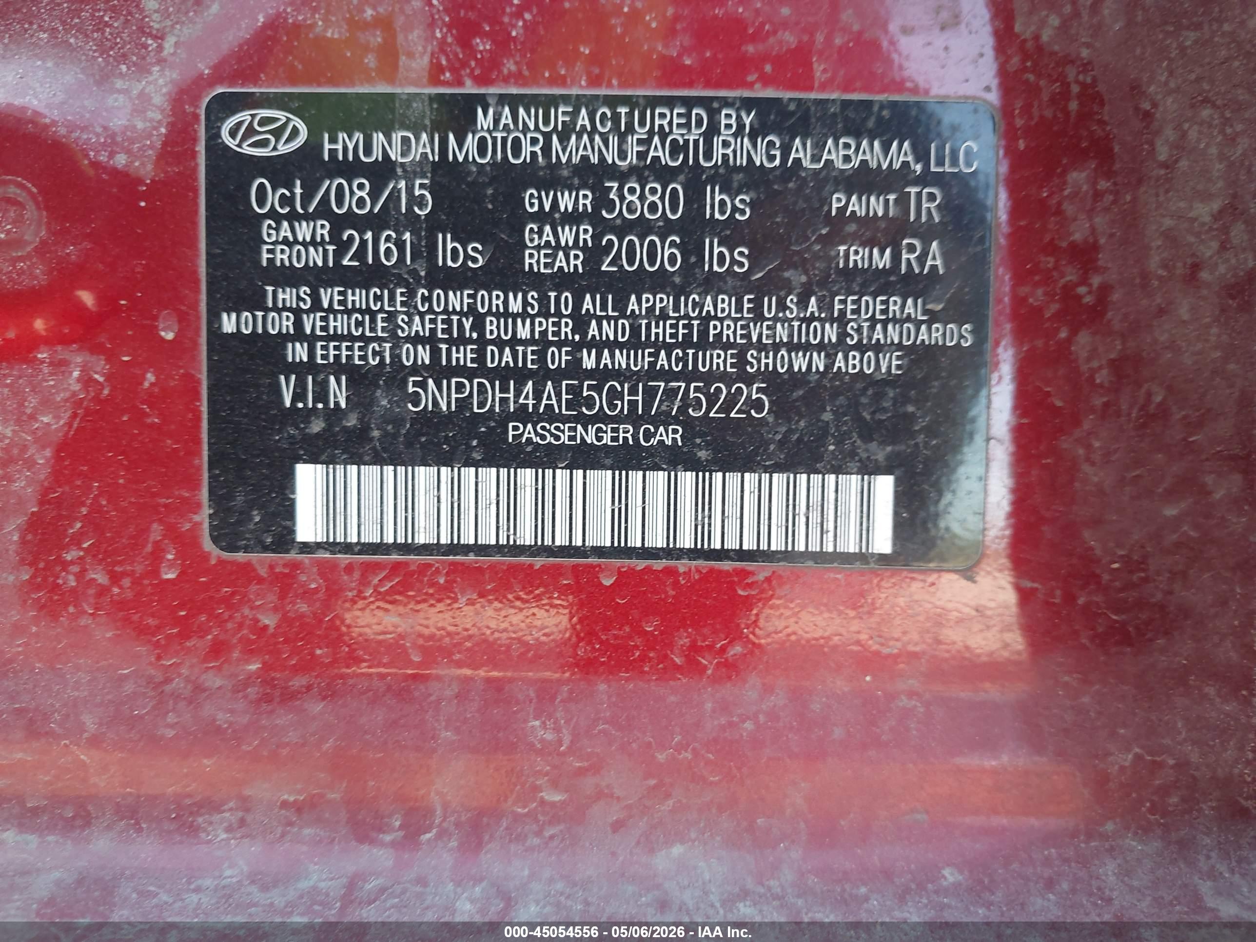 HYUNDAI ELANTRA image 9