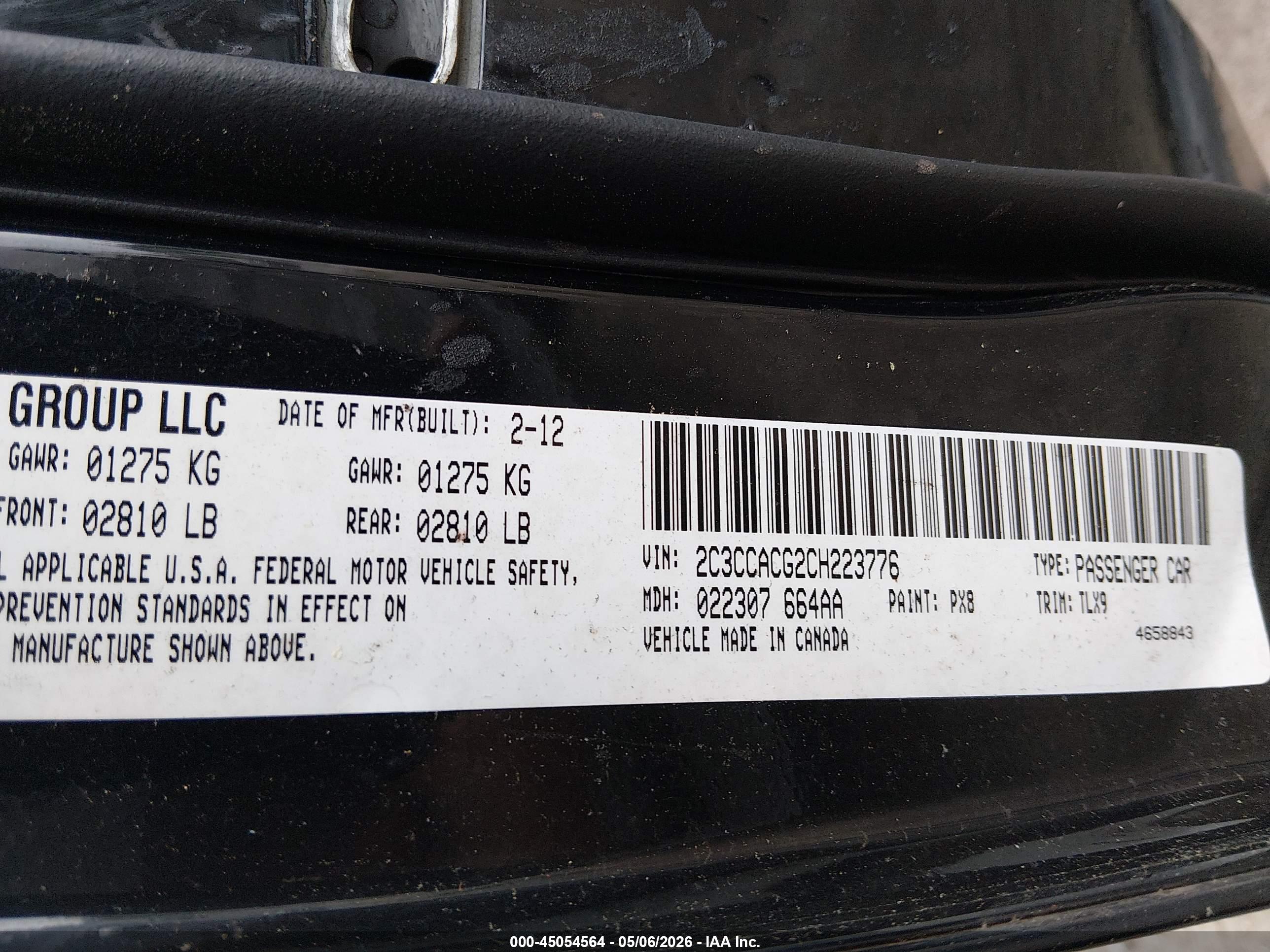 CHRYSLER 300 image 9