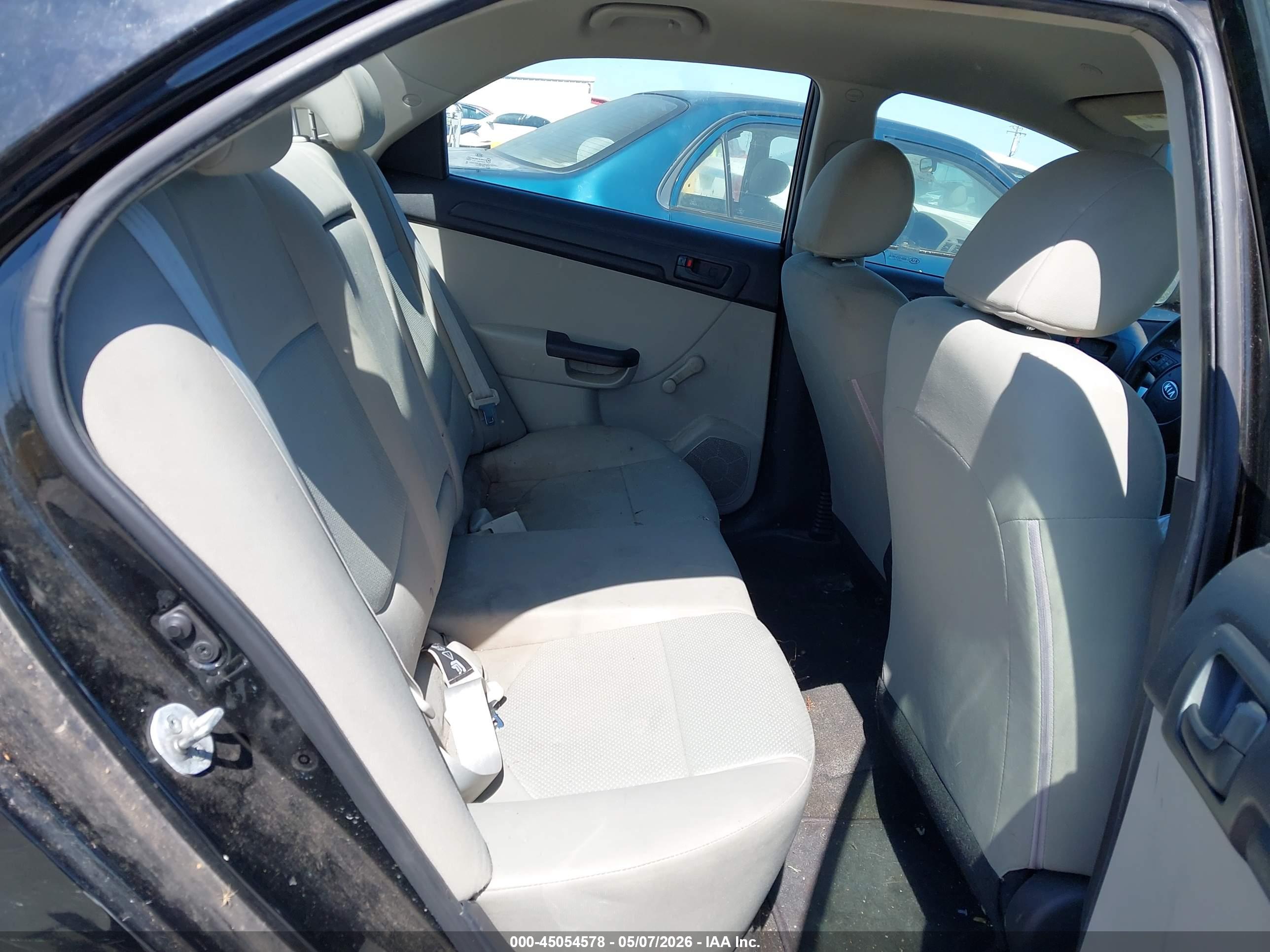 KIA FORTE image 8