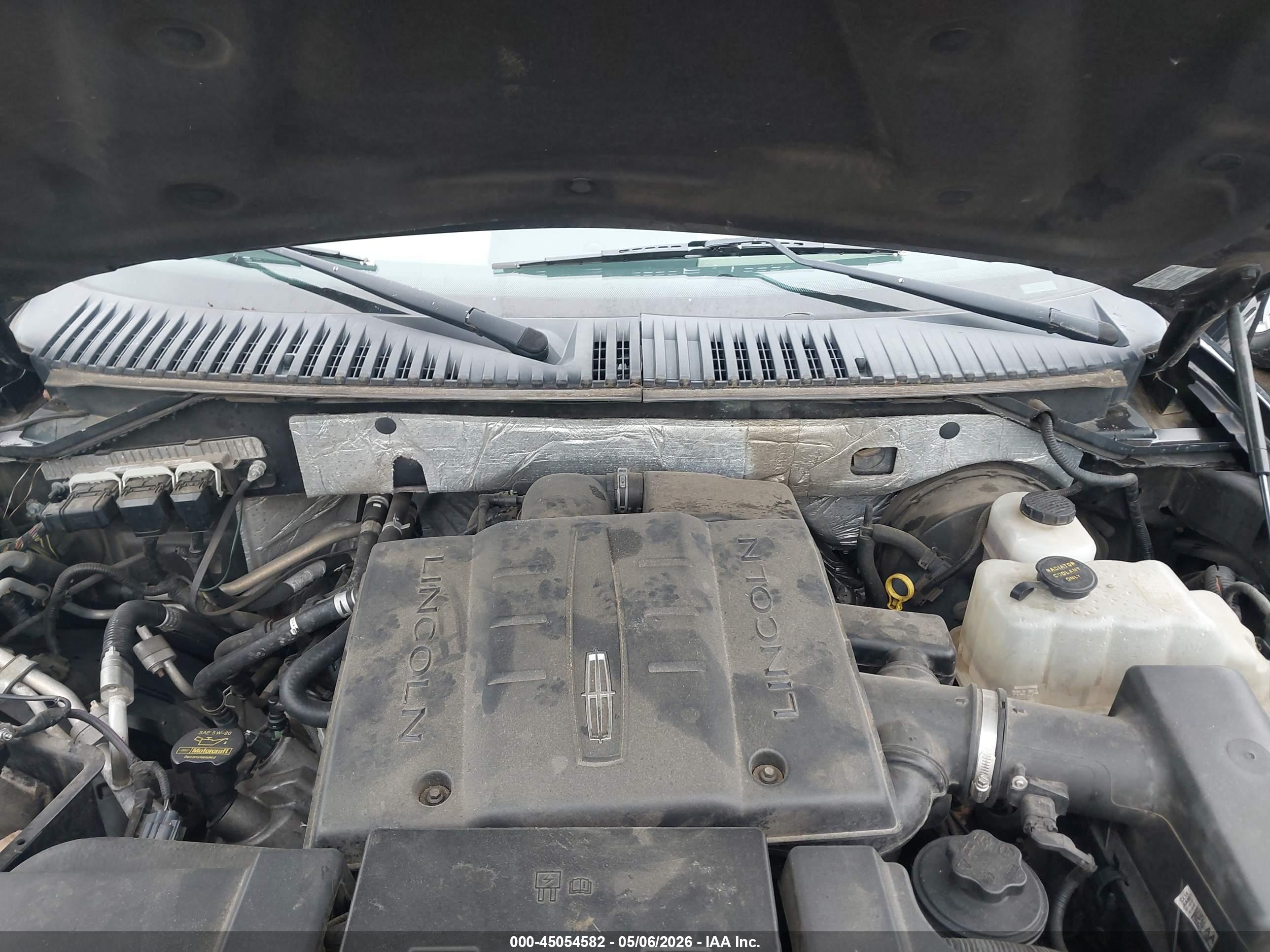 LINCOLN NAVIGATOR image 10