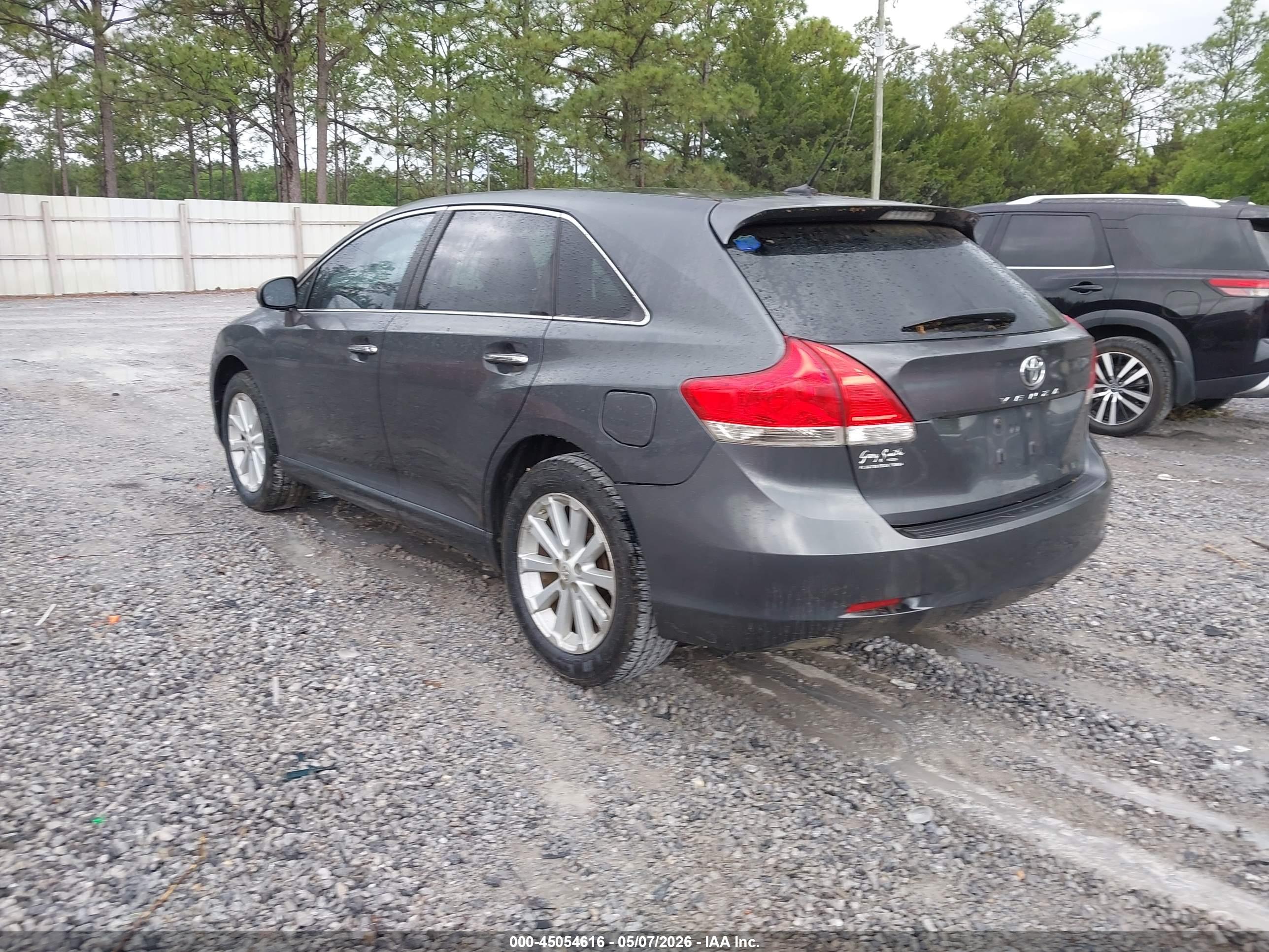 TOYOTA VENZA image 3