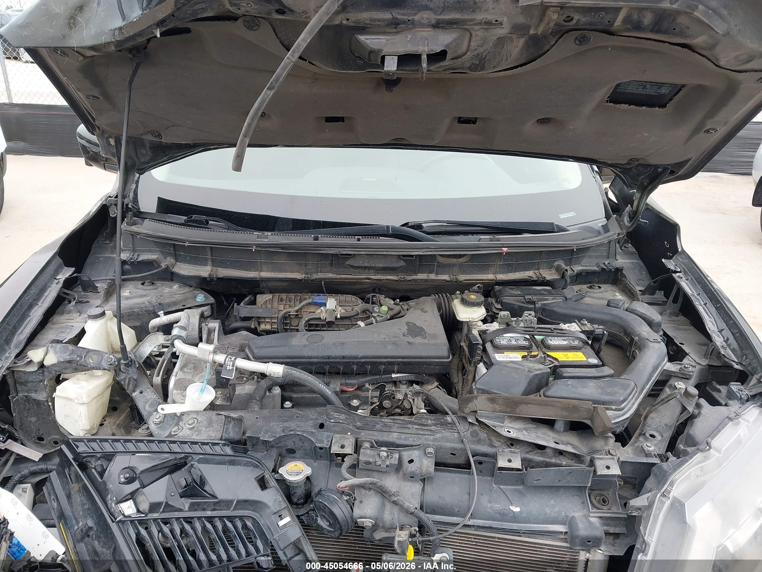 NISSAN ROGUE image 10