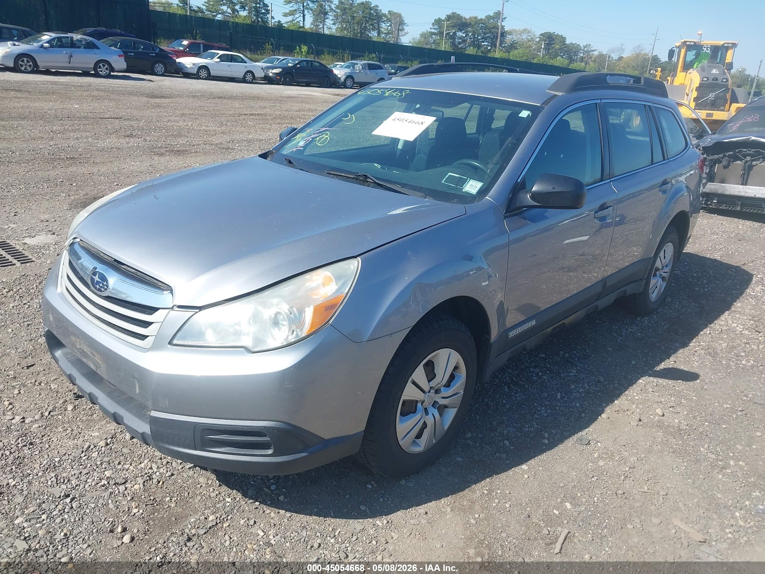 SUBARU OUTBACK image 2