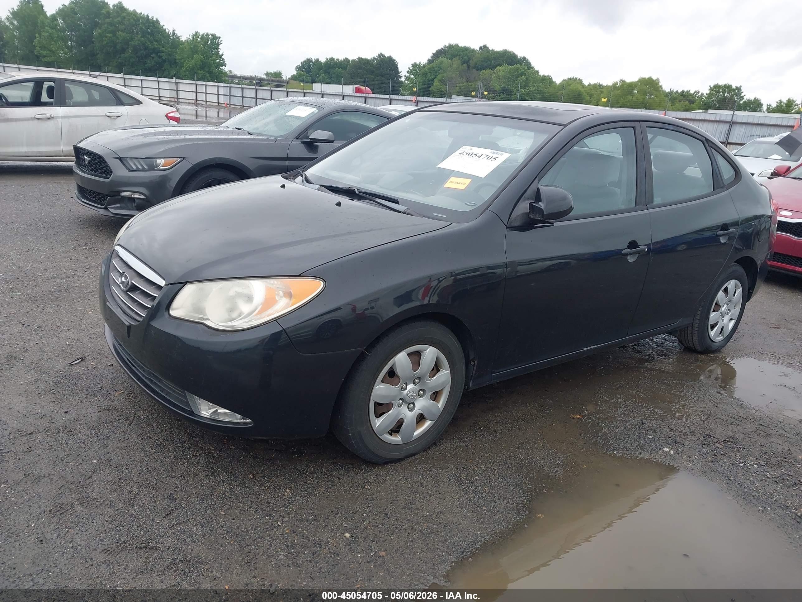 HYUNDAI ELANTRA image 2