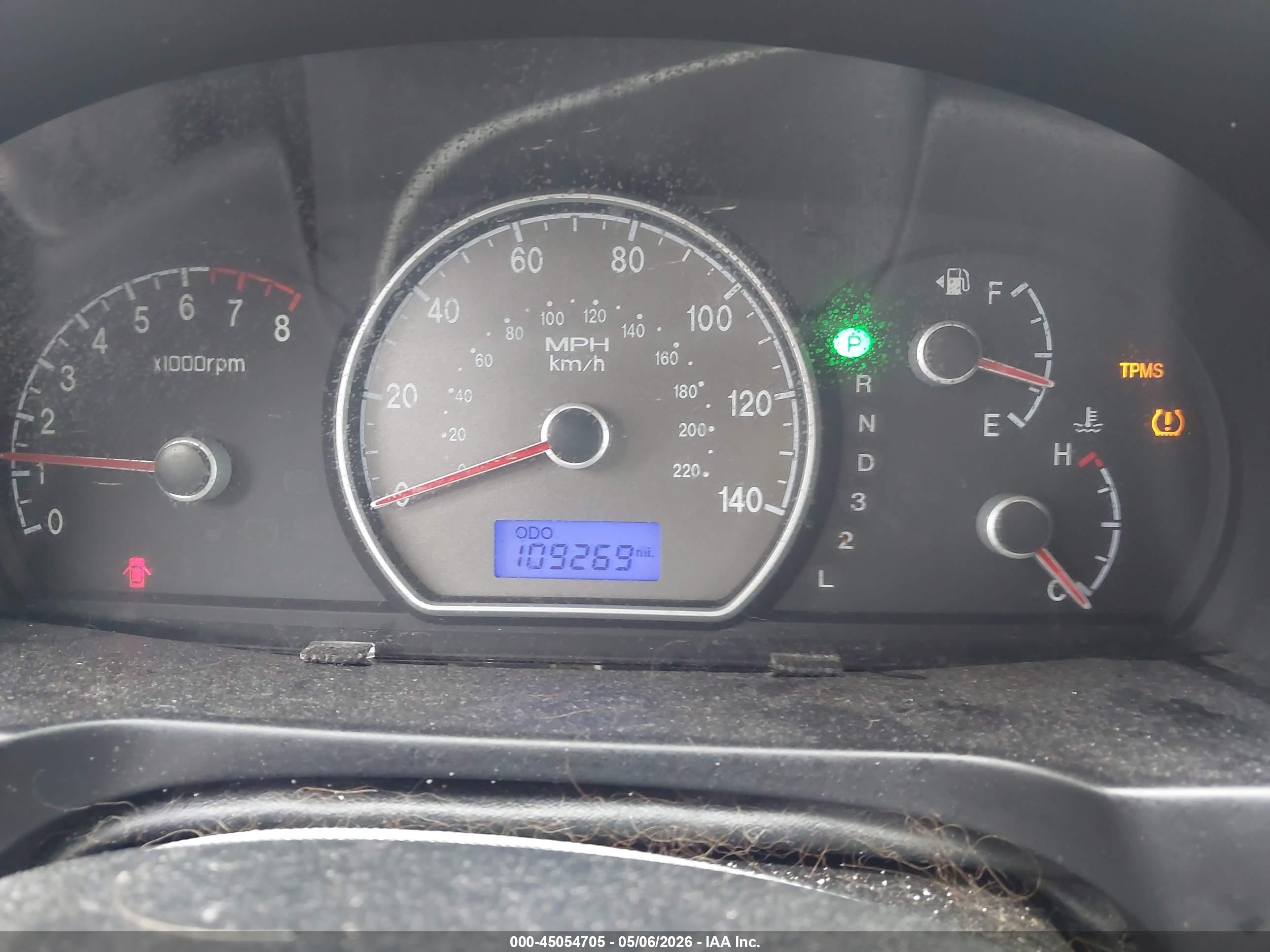 HYUNDAI ELANTRA image 7