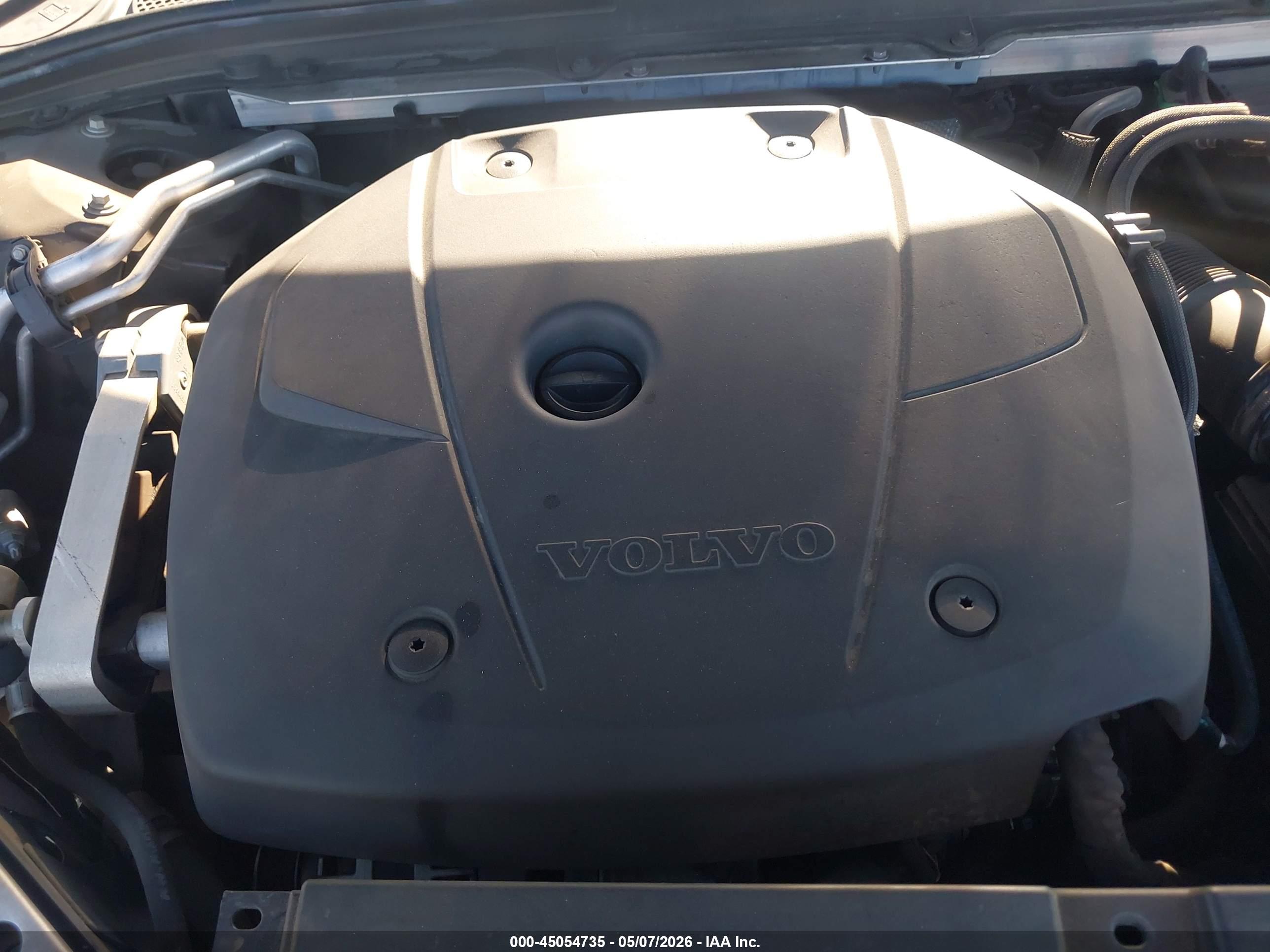 VOLVO S90 image 10