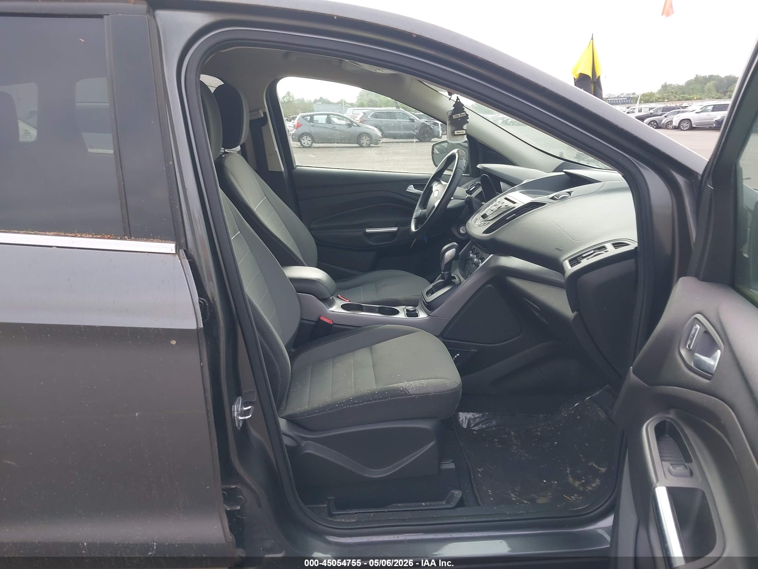 FORD ESCAPE image 5