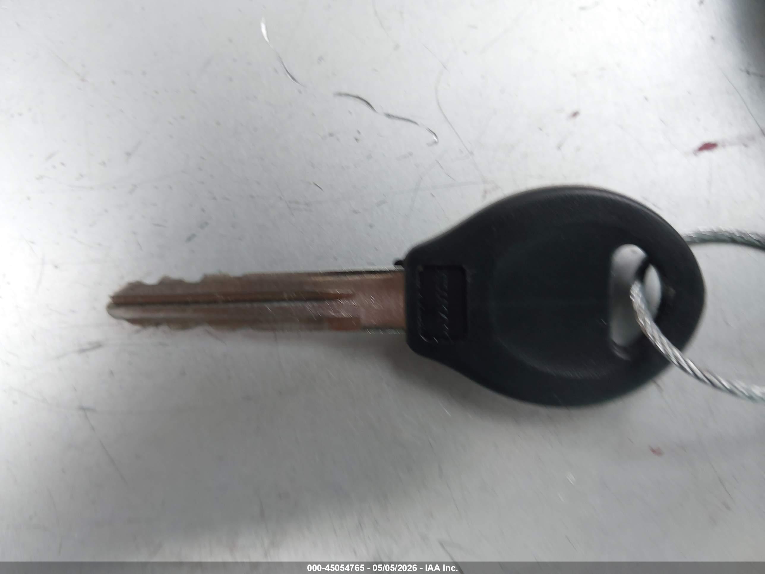 NISSAN VERSA image 11