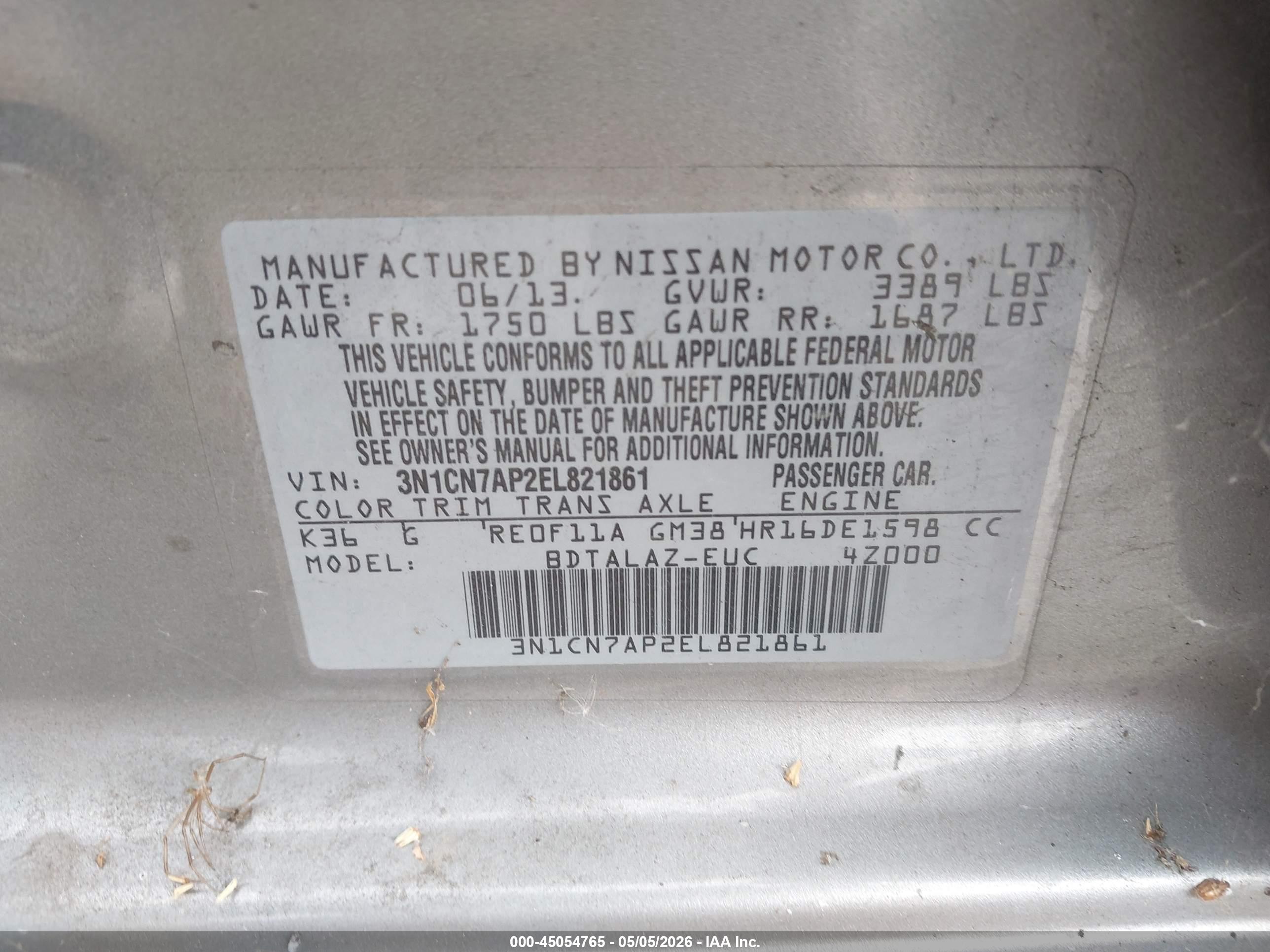 NISSAN VERSA image 9