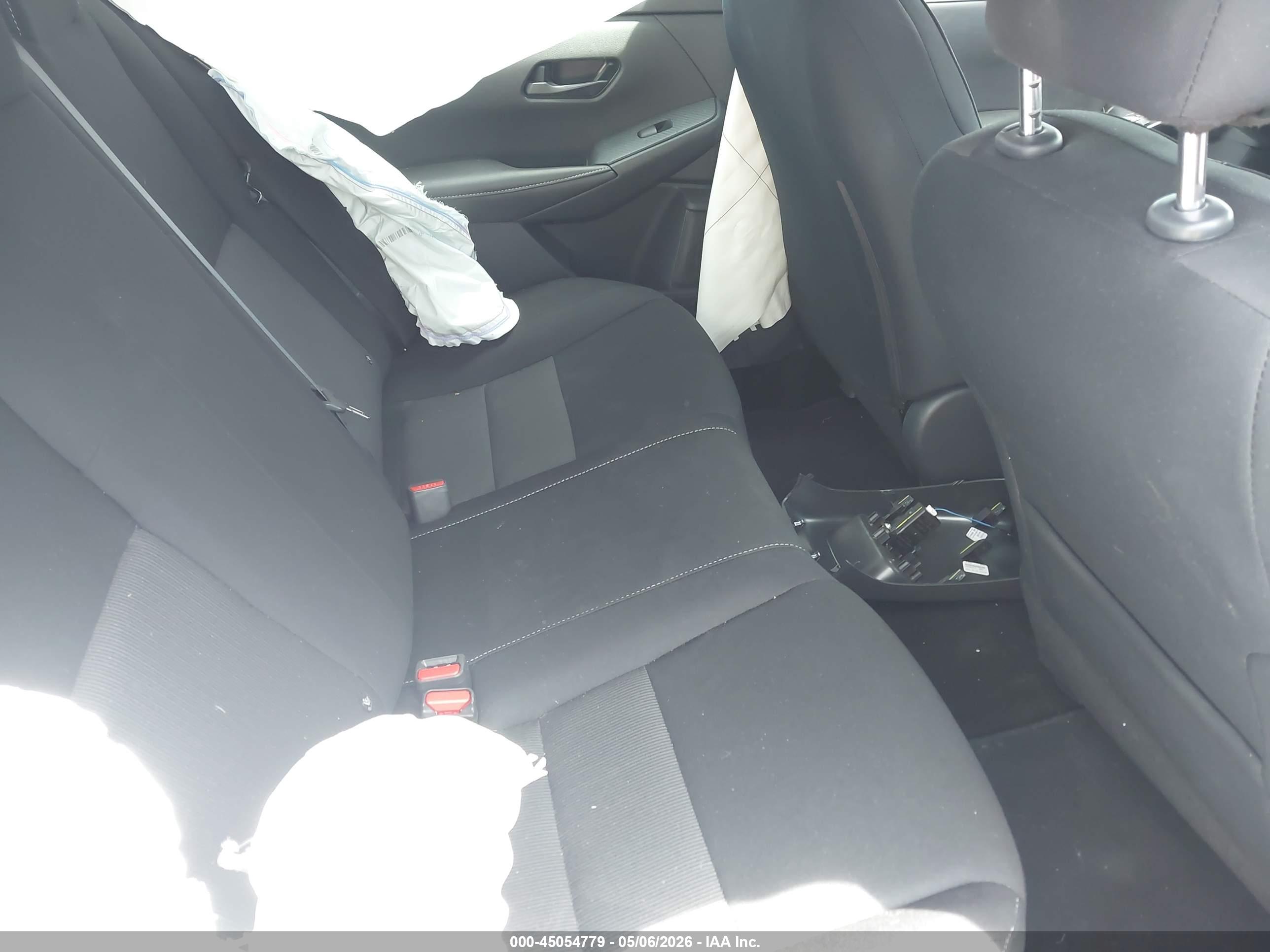 NISSAN SENTRA image 8