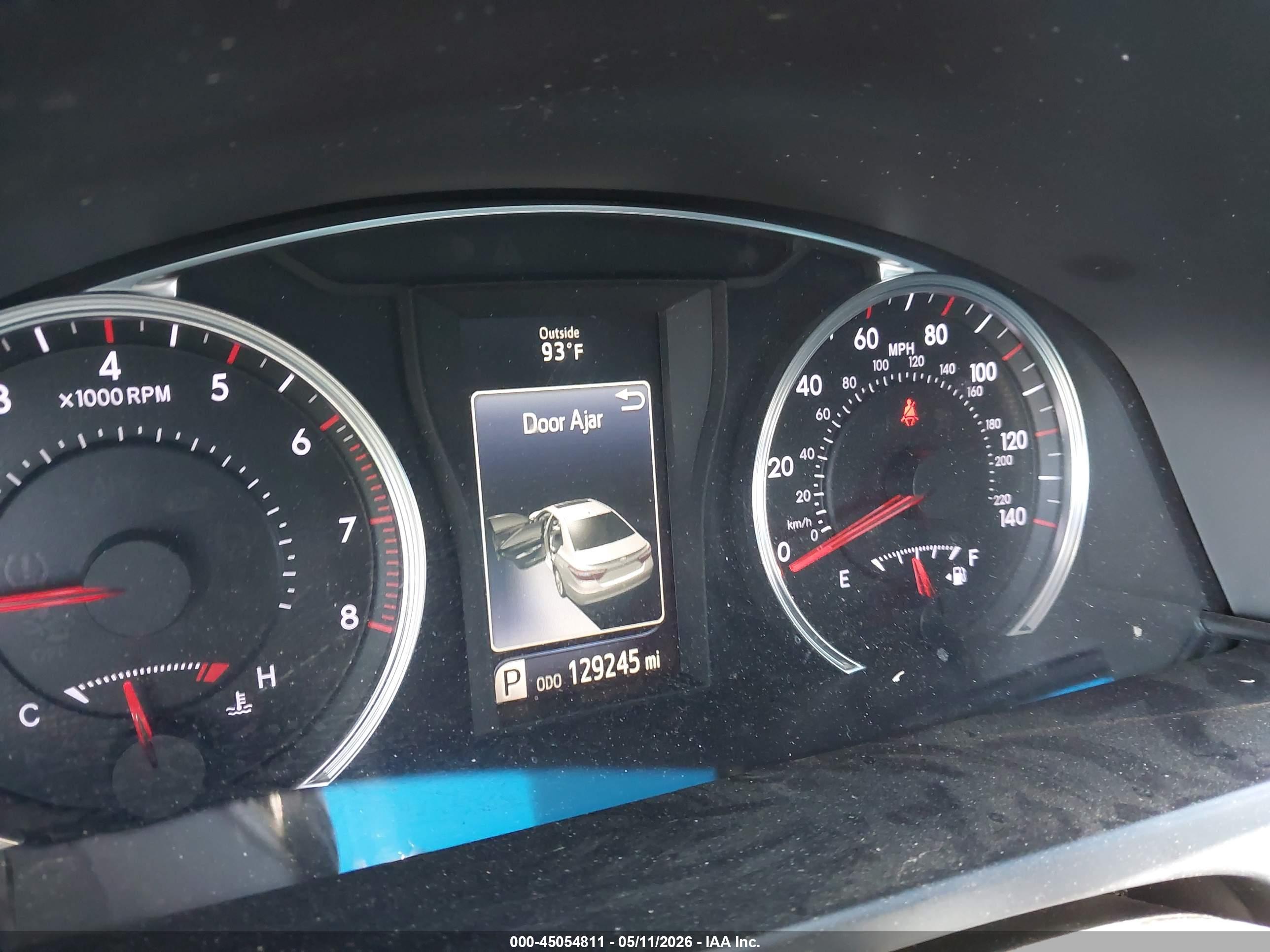 TOYOTA CAMRY image 7