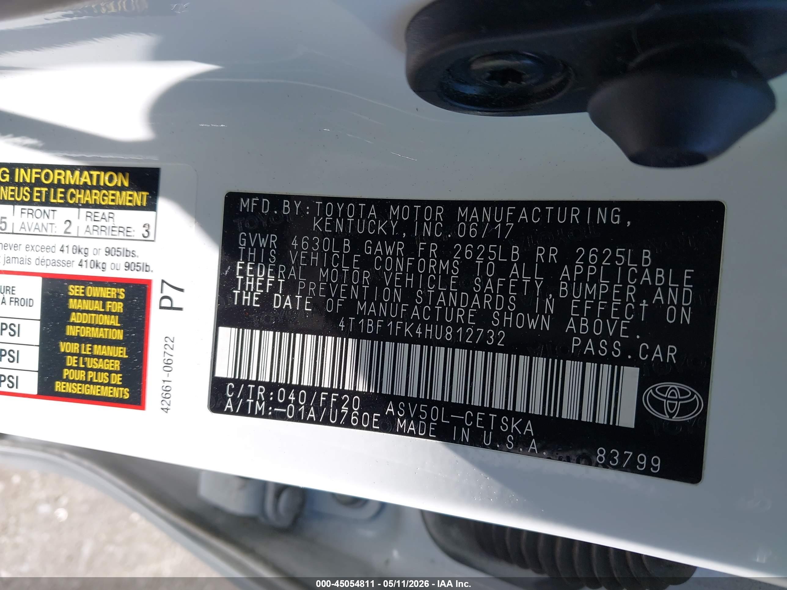 TOYOTA CAMRY image 9