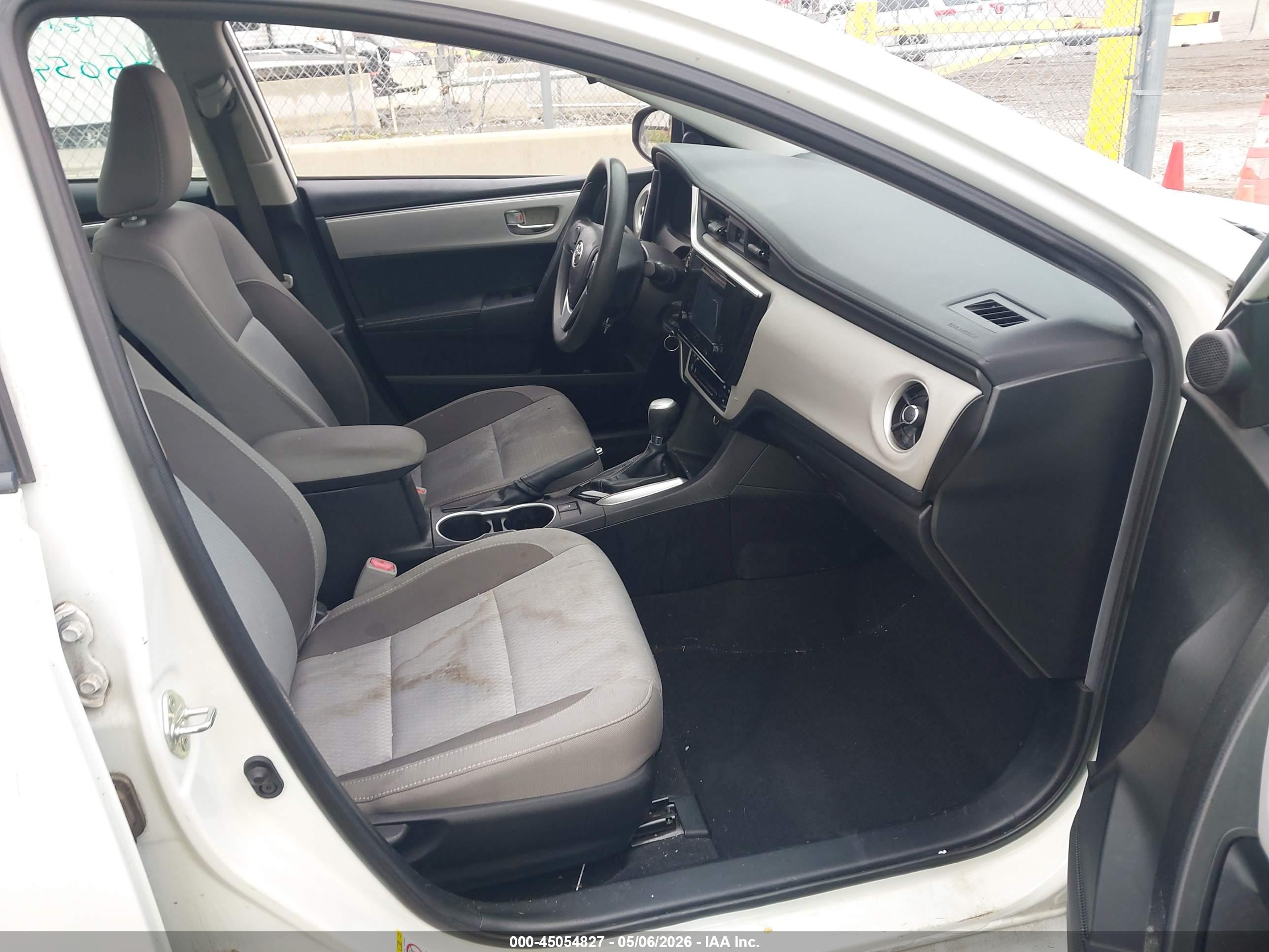 TOYOTA COROLLA image 5