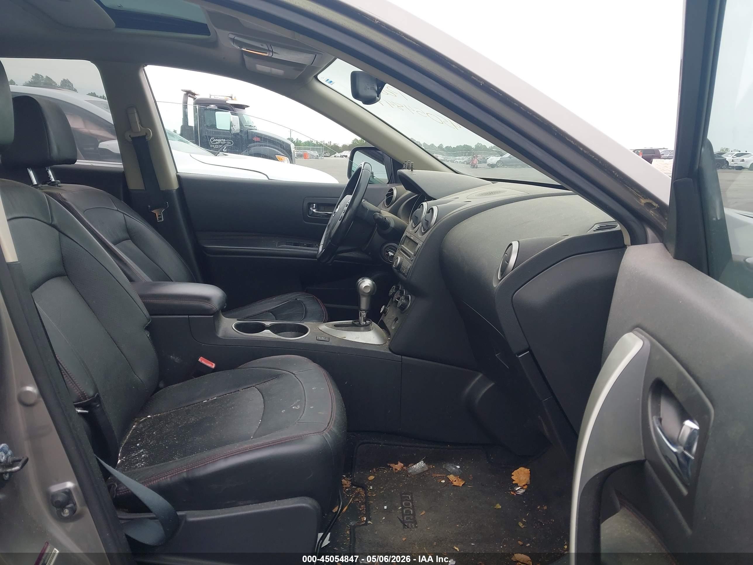 NISSAN ROGUE image 5