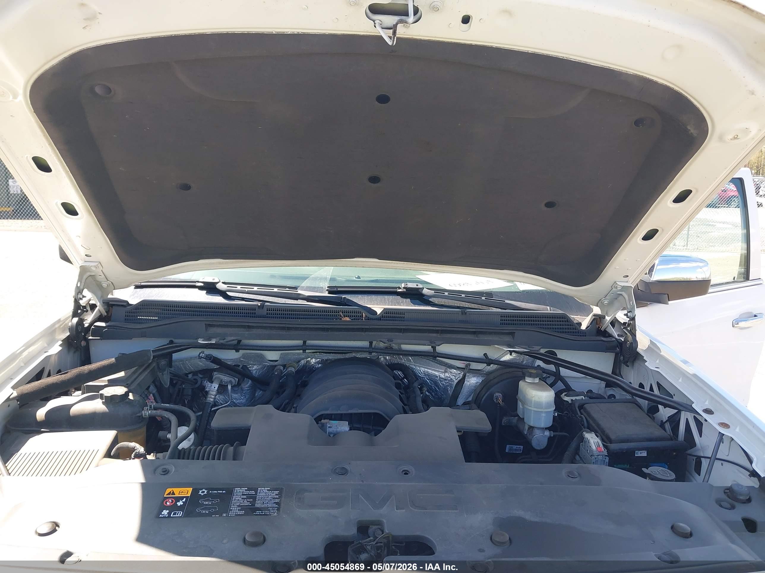 GMC SIERRA image 10